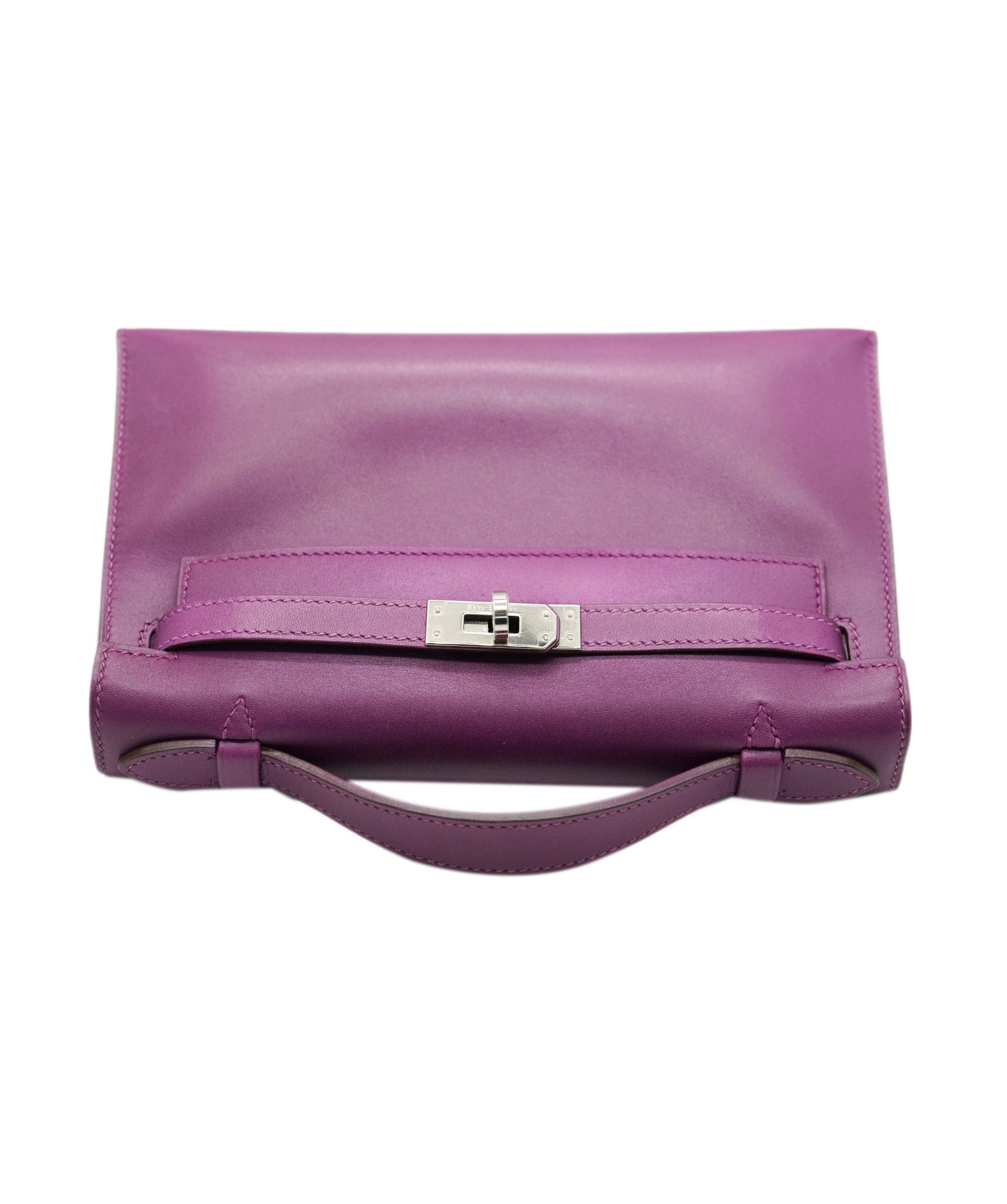 Hermès Hermès Kelly Pochette Violet Tadelakt PHW #M ASL10555