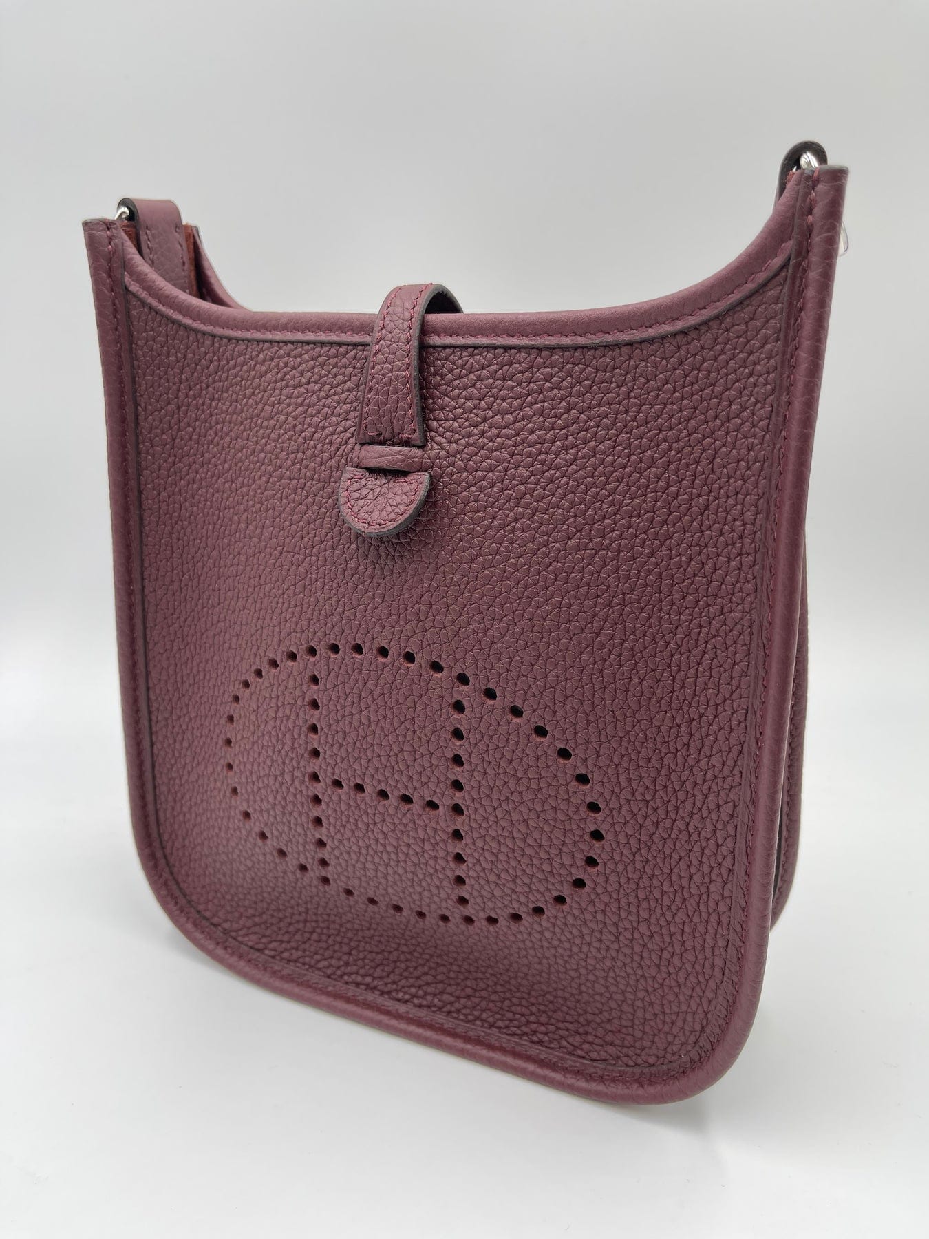 Hermès HERMÈS MINI EVELYN TPM BORDEAUX Clemence Leather with Palladium Hardware