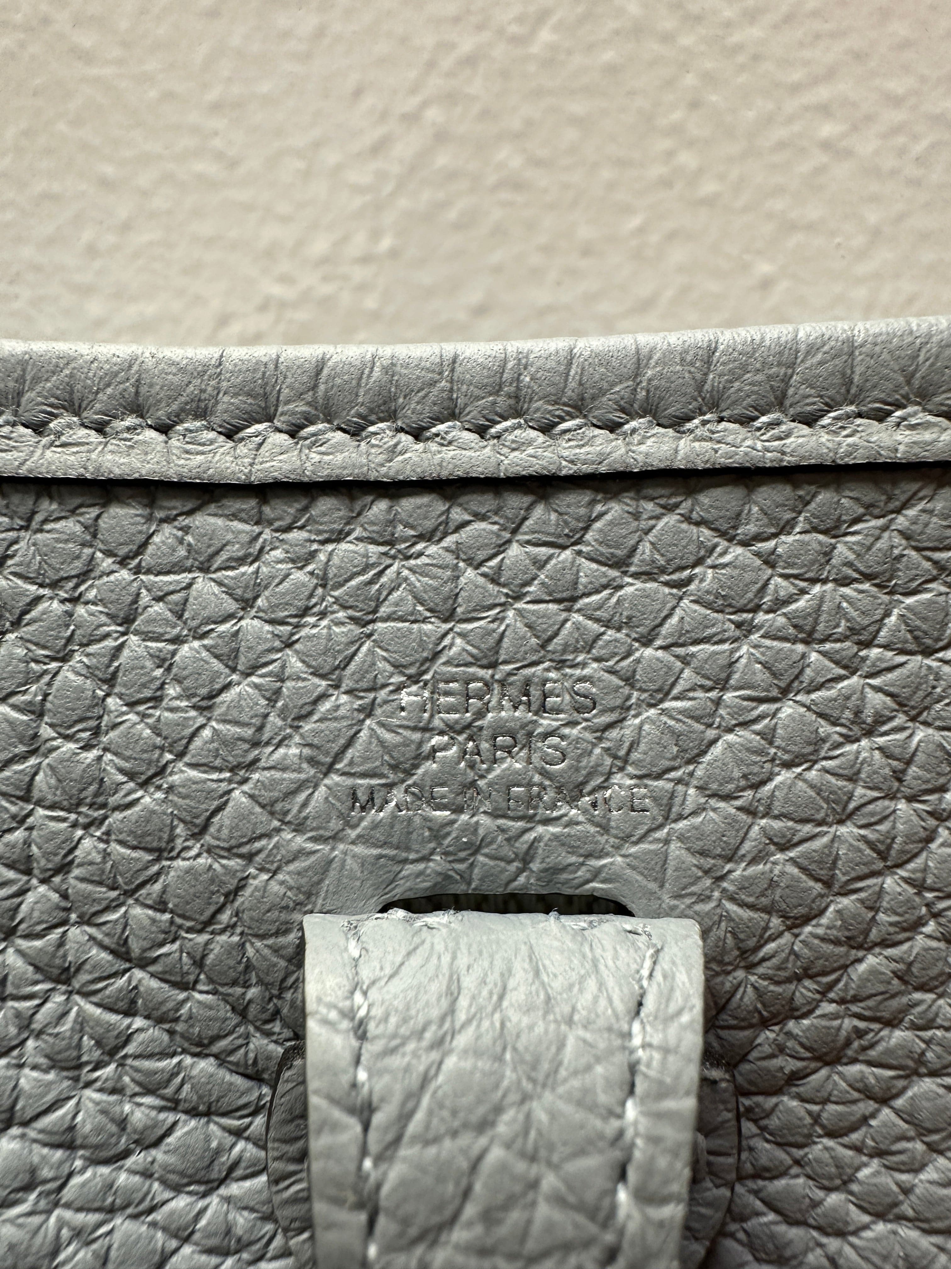 Hermès Hermès Mini Evelyne Gris Pantin Taurillon Clemence Palladium Hardware
