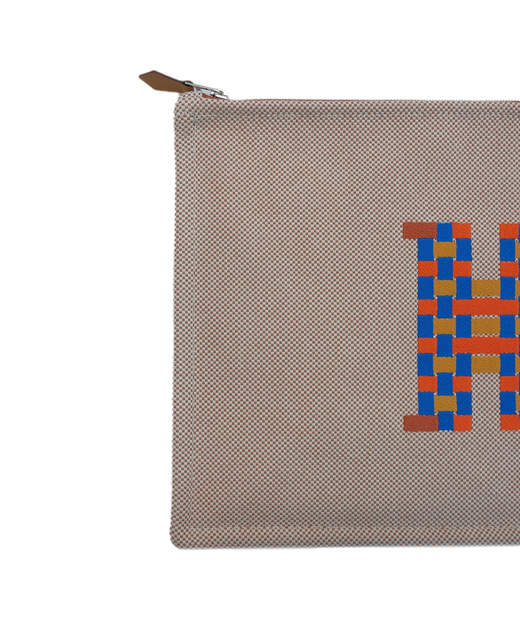 Hermès Hermes Trissage Embroidered Pouch RJC2513