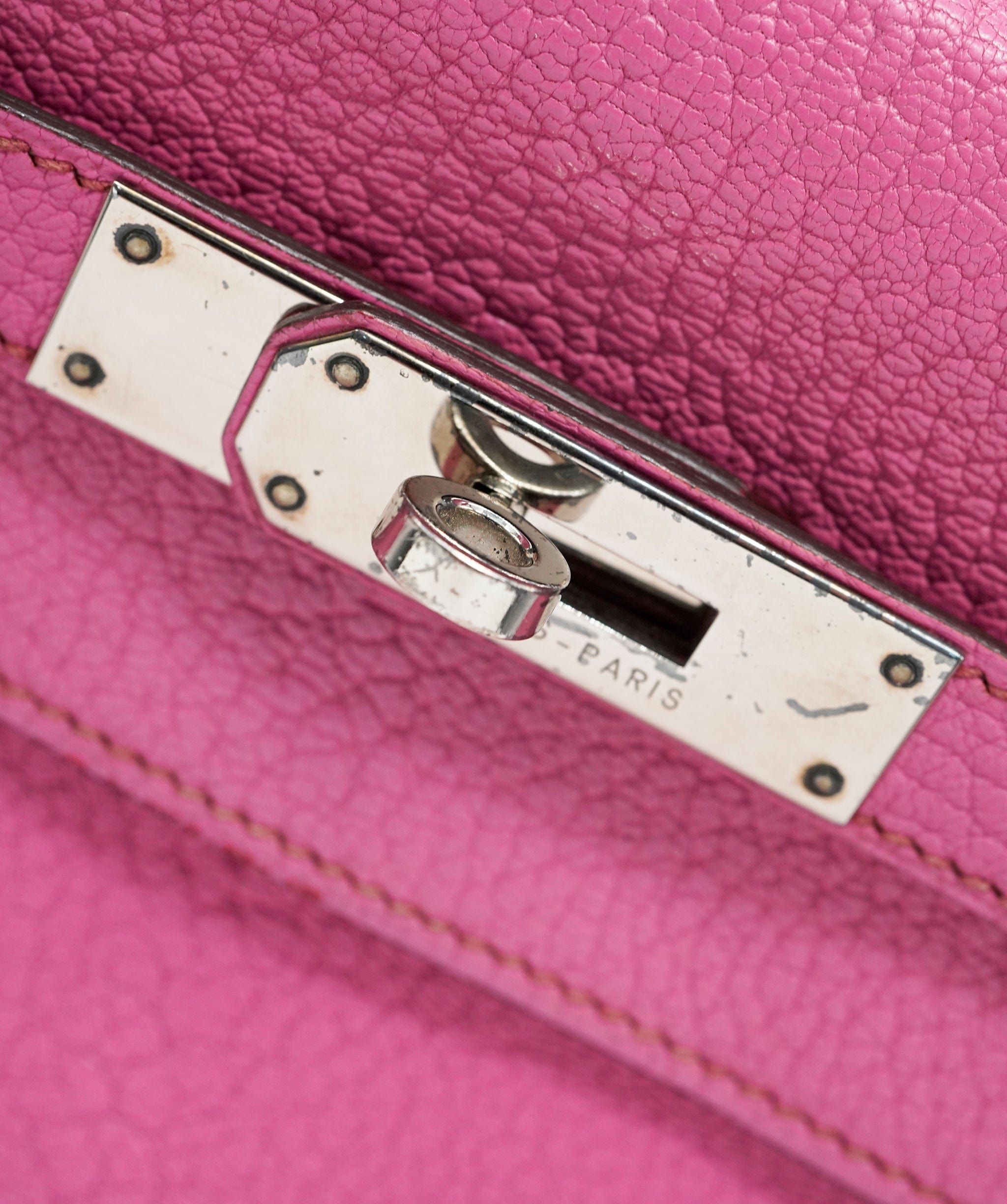 Hermès UK CUSTOMERS ONLY Hermès Vintage Kelly 32 Sellier Rose Shocking Chevre PHW #i ASL10553