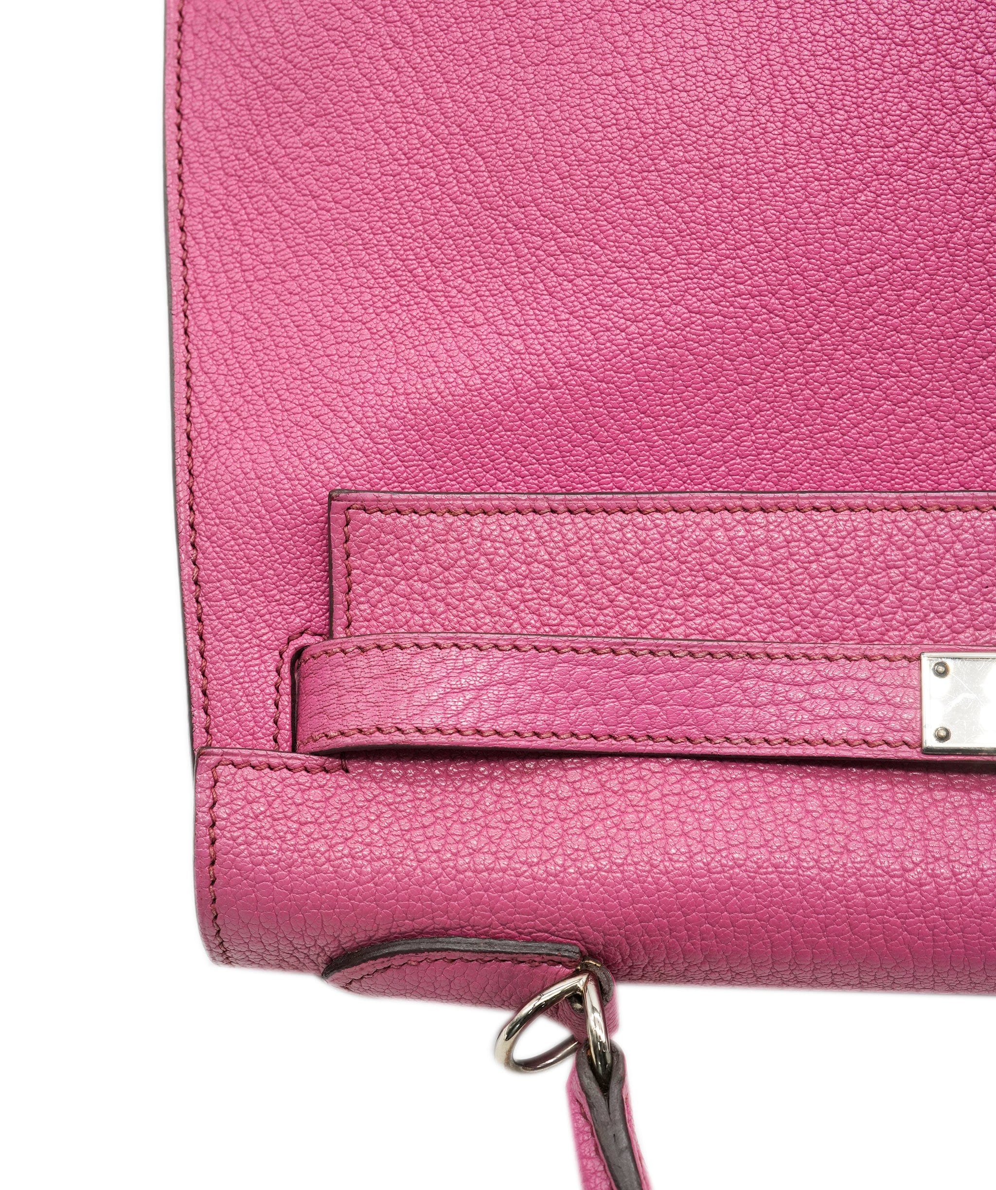 Hermès UK CUSTOMERS ONLY Hermès Vintage Kelly 32 Sellier Rose Shocking Chevre PHW #i ASL10553