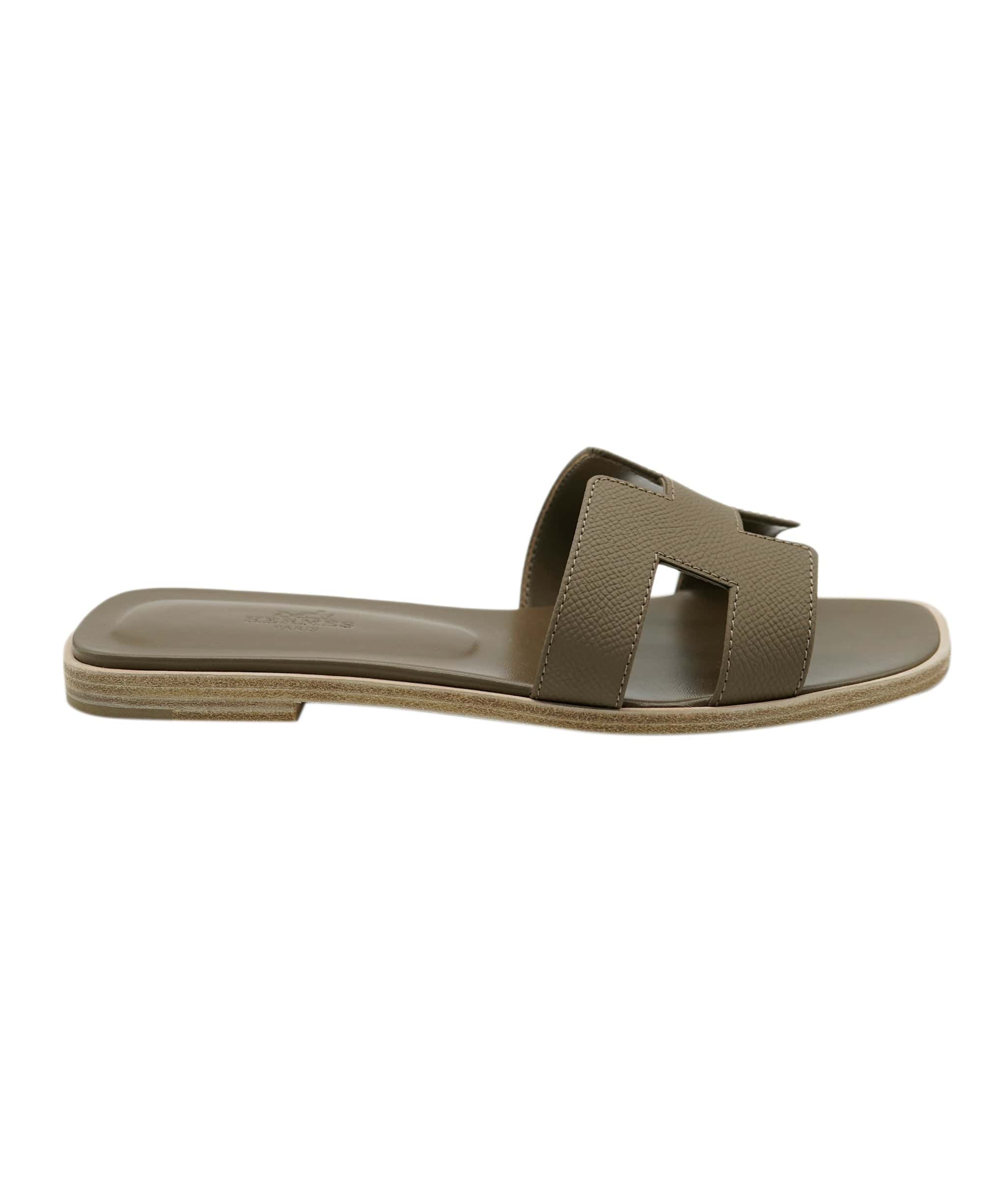 Hermès Oran Sandals, Etoupe Epsom, Size 38