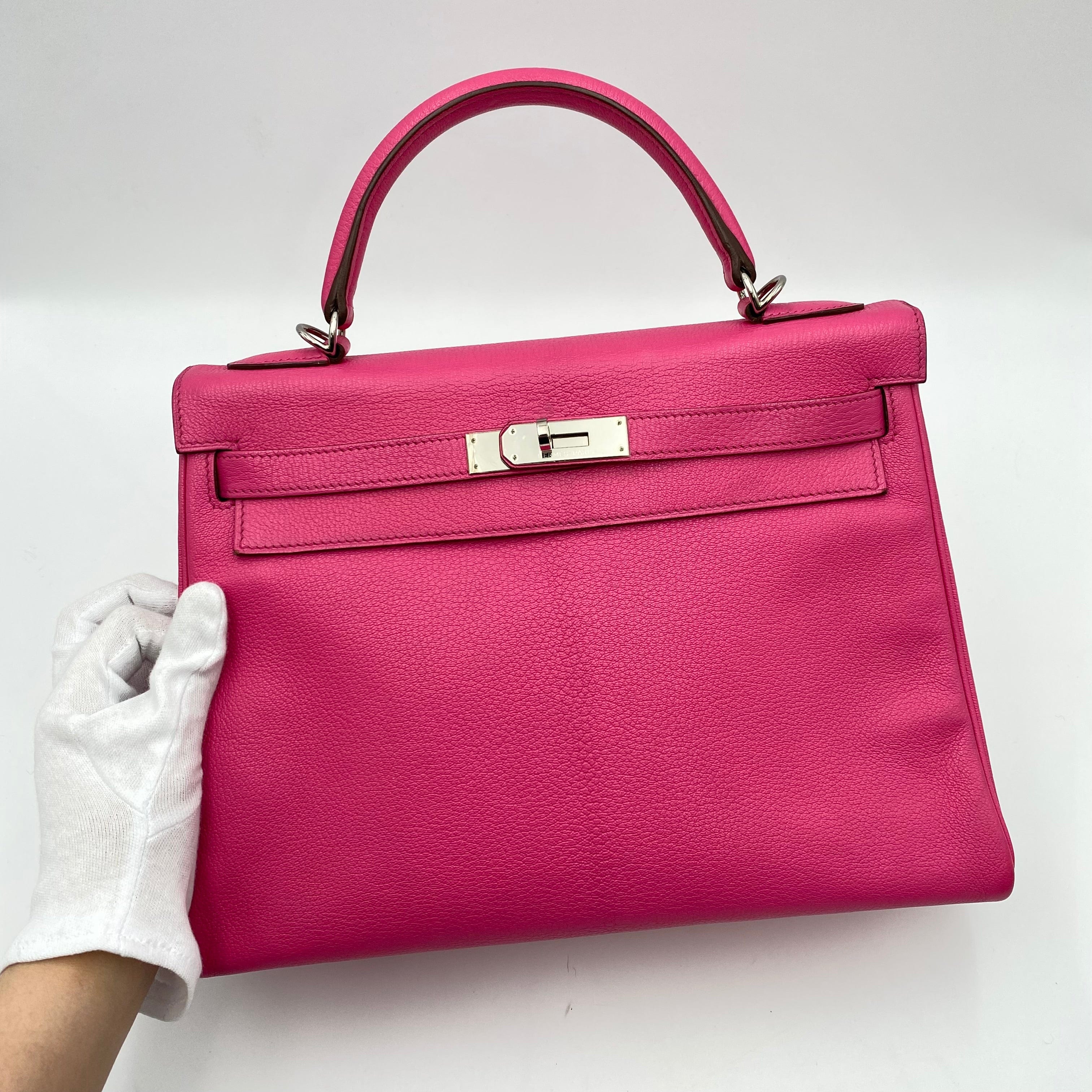 Hermès HERMES KELLY 32 RETOURNE ROSE SHOCKING CHEVRE HAND SHOULDER BAG □R SHW 90225633