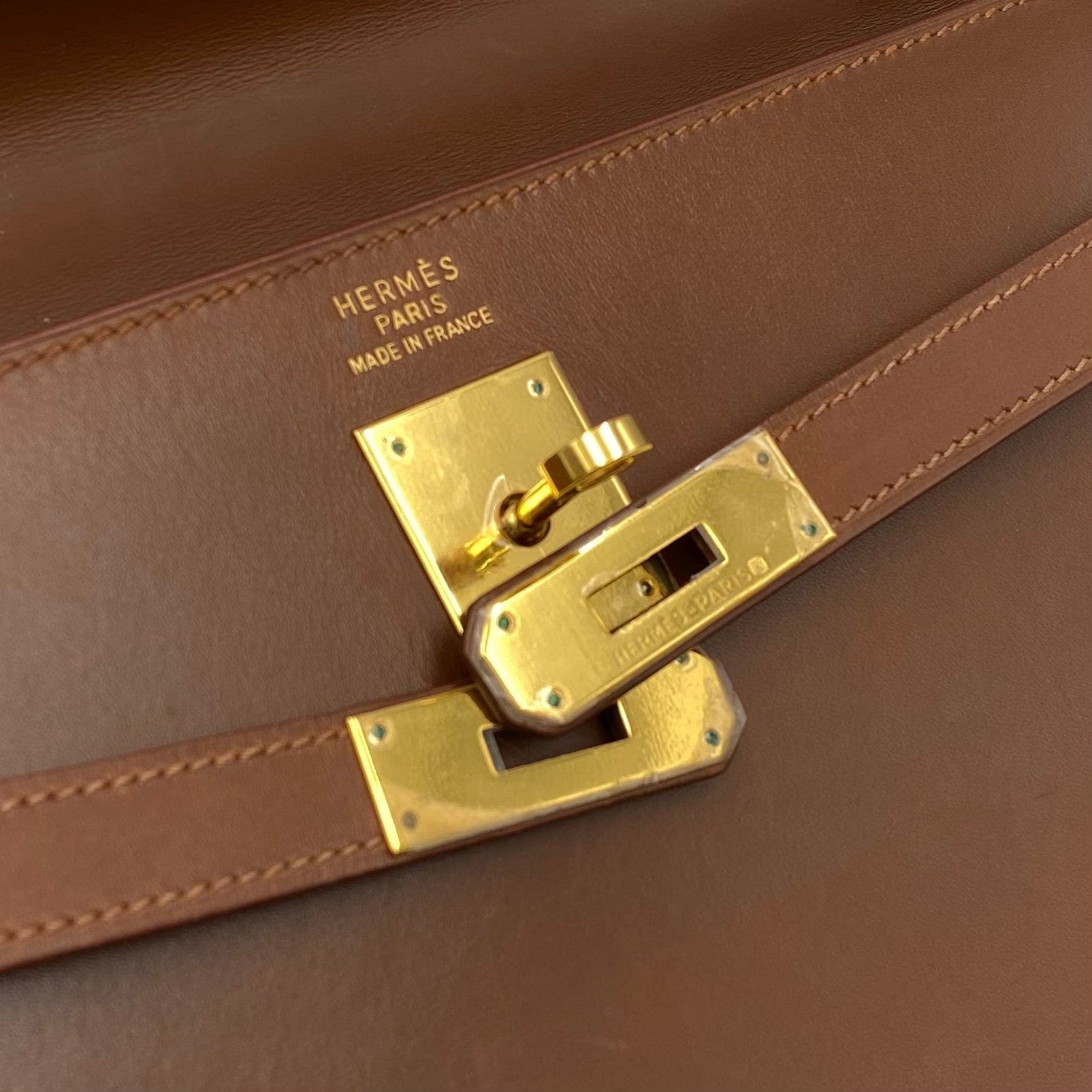 Hermès HERMES KELLY 35 SELLIER BROWN BOXCALF HAND SHOULDER BAG □E 221555