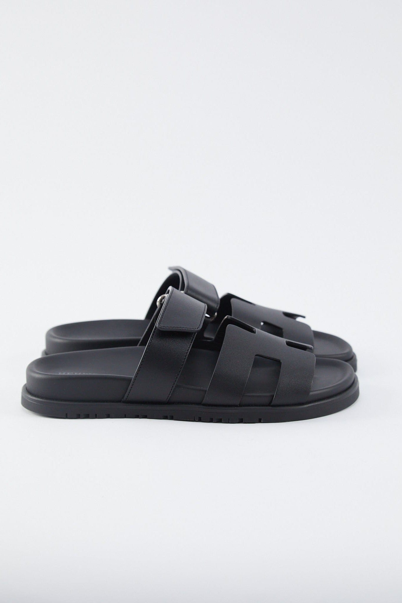 Hermès HERMÈS CHYPRE SANDAL Black - Size 35