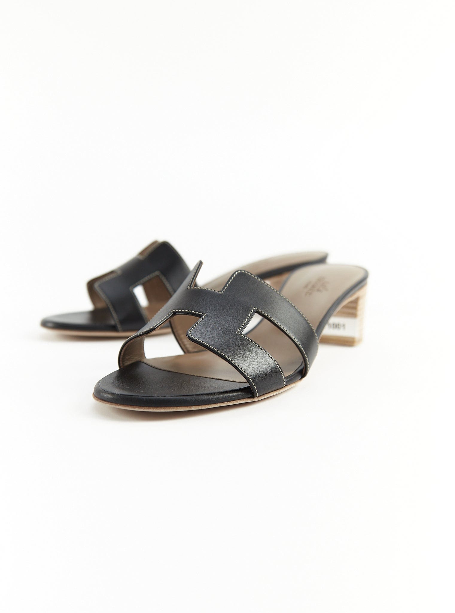 Hermès HERMÈS OASIS SANDAL Black - Size 38.5