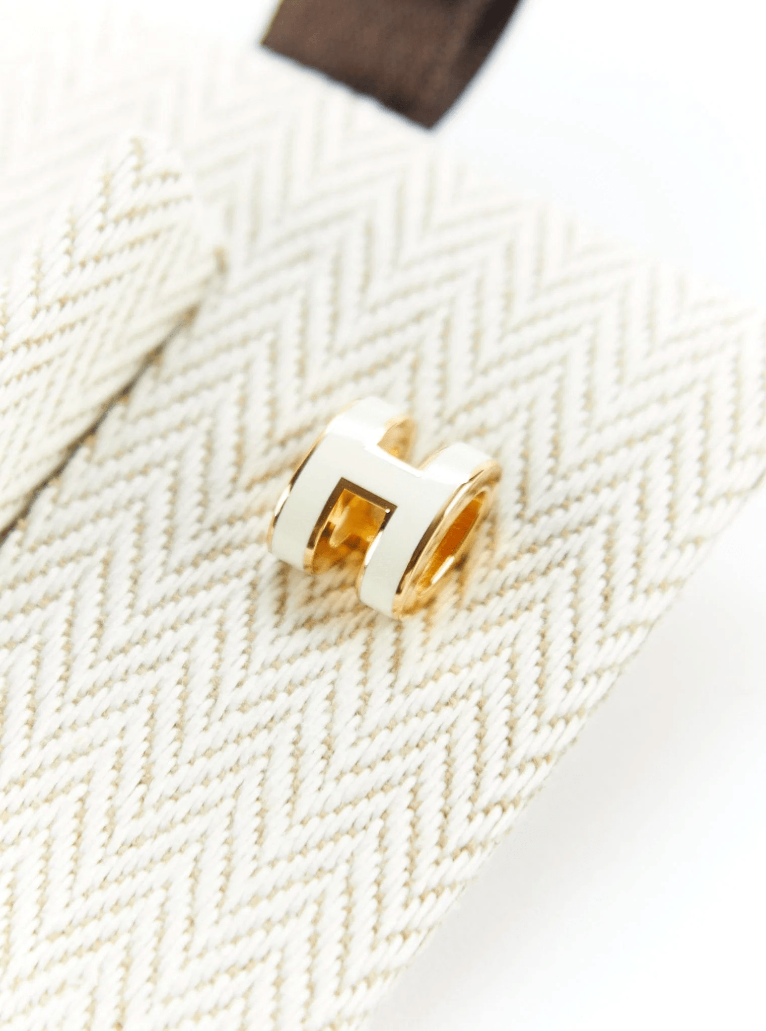 Hermès HERMÈS MINI POP H EARRINGS 49 White & Gold