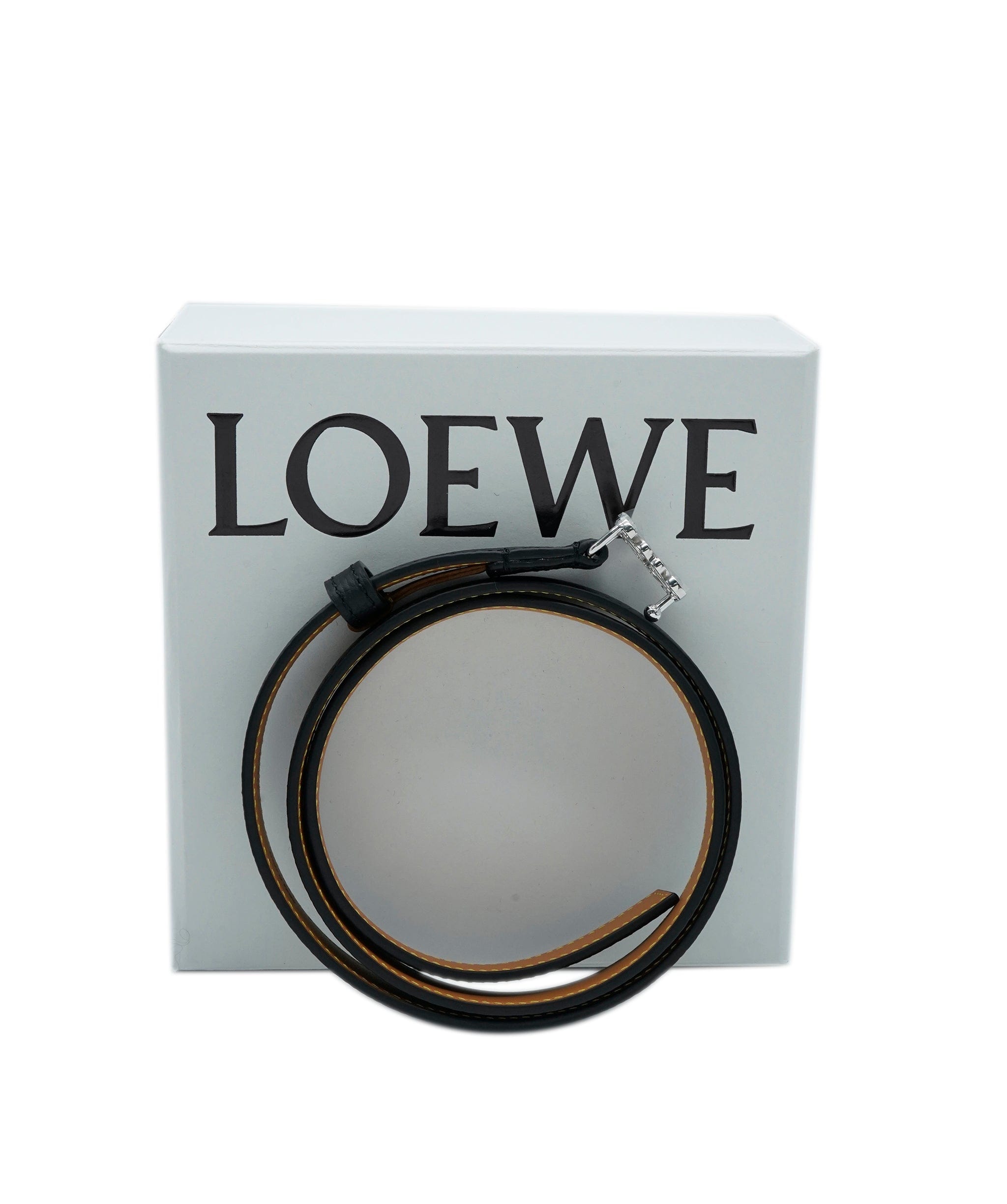 Loewe Loewe Anagram-logo grained-leather belt ASL9642