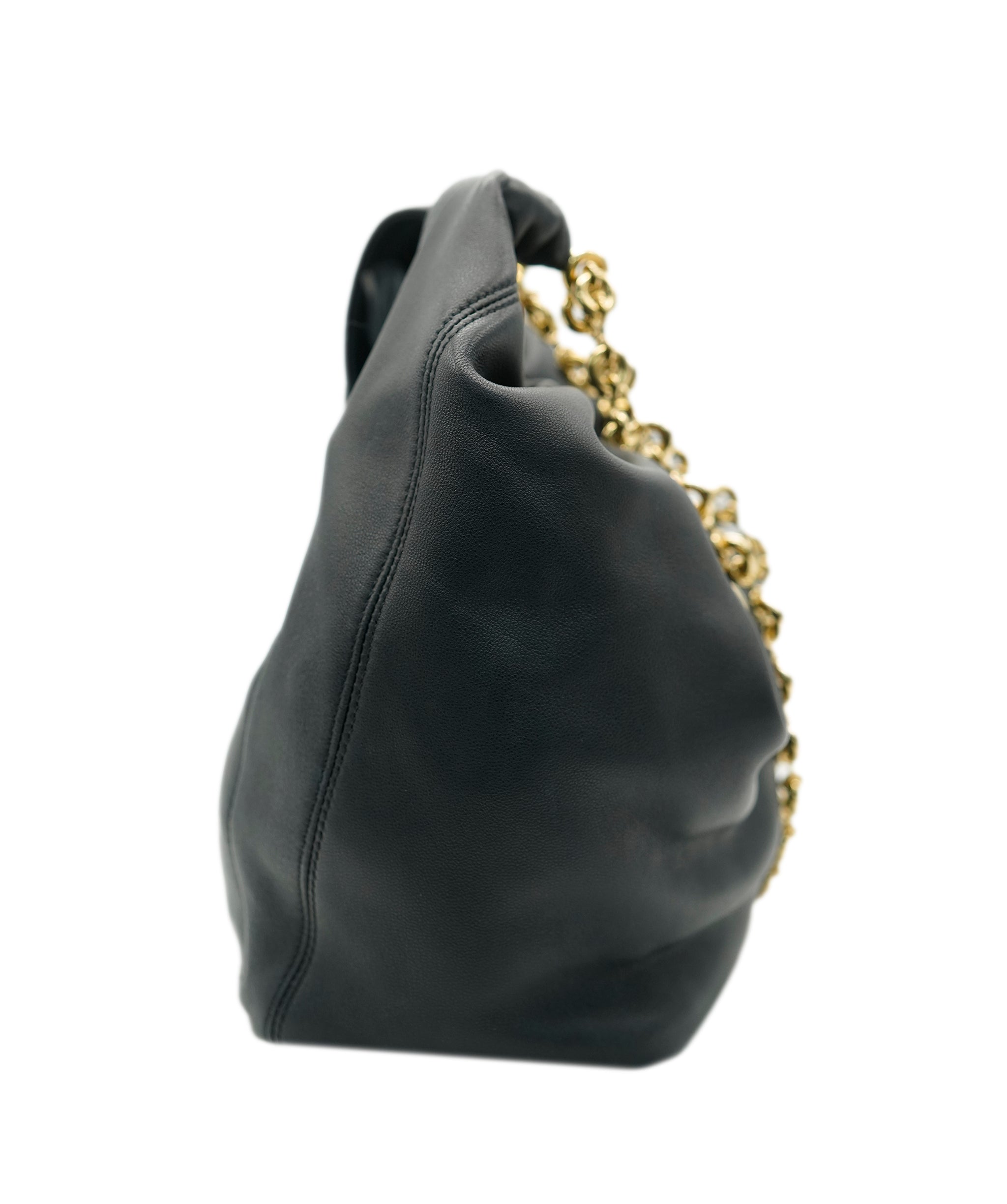 Loewe Loewe Black Squeeze Bag  ALC1645