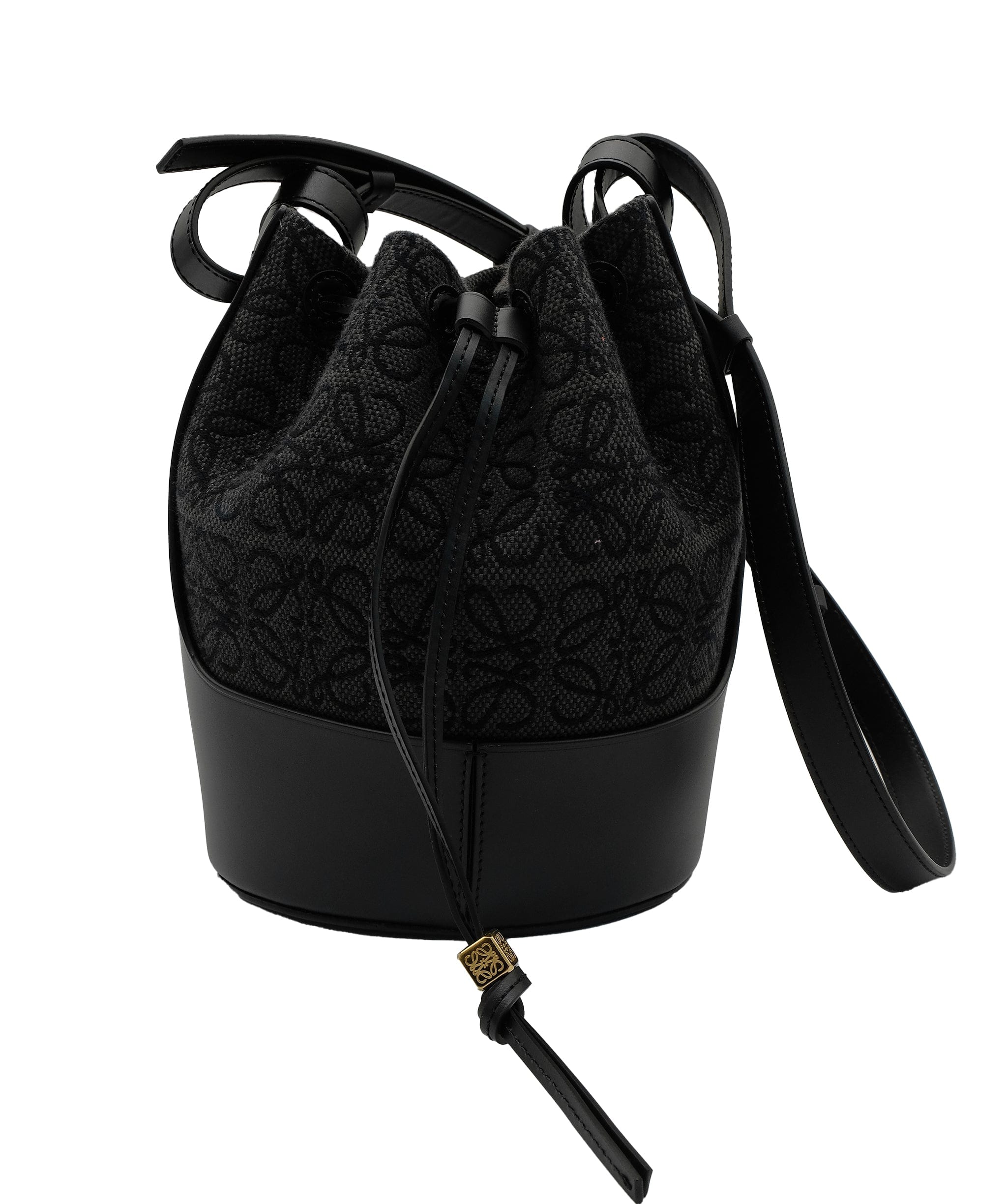 Loewe Loewe Bucket Bag RJC2710