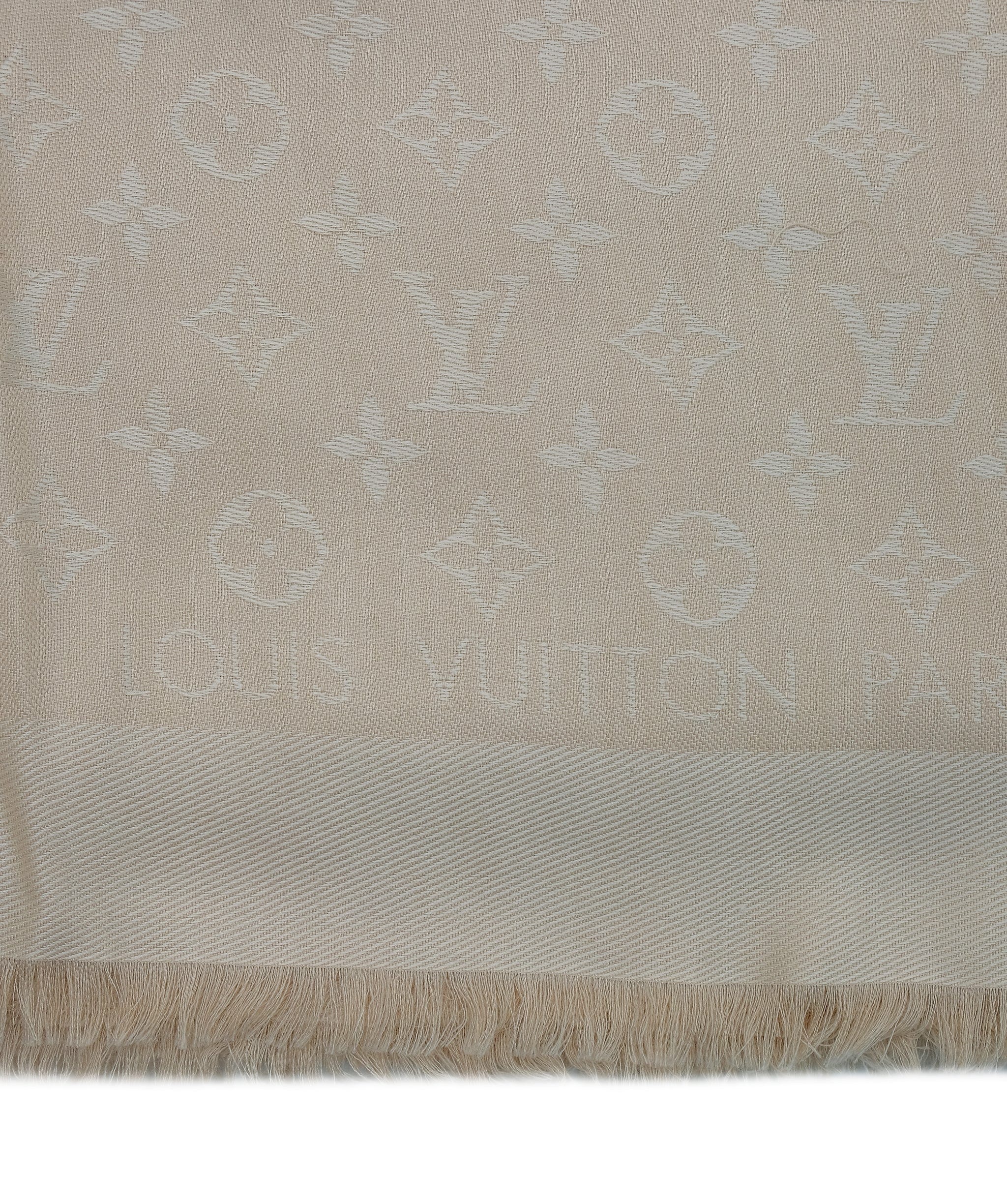 Louis Vuitton Louis Vuitton Beige Shawl RJC2487