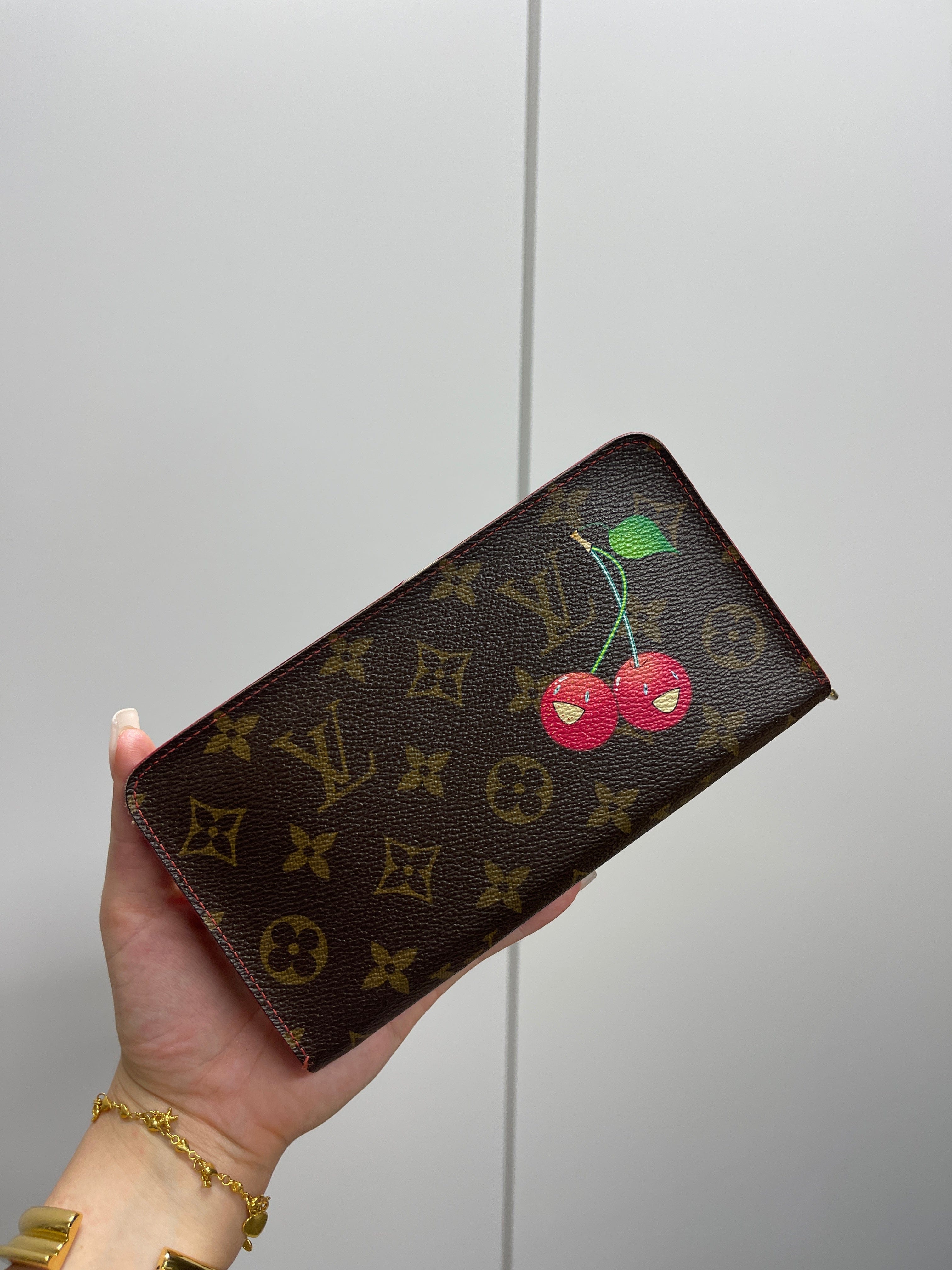 LOUIS VUITTON LOUIS VUITTON Cherry Porte Monnaie Zip M95006 B0719WJCXC