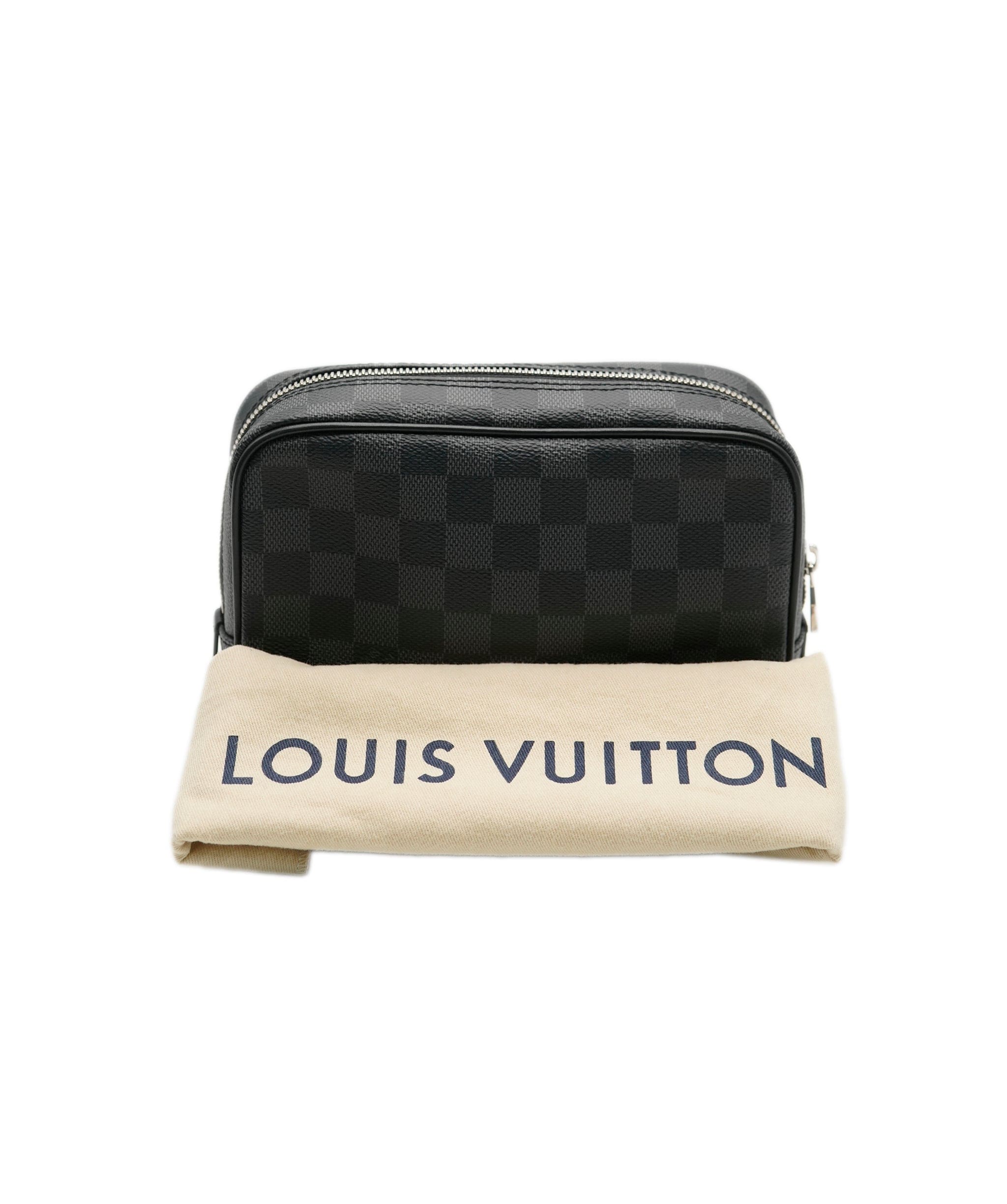 Louis Vuitton Louis Vuitton Damier Graphite Canvas Toilet Pouch PM ABC0561