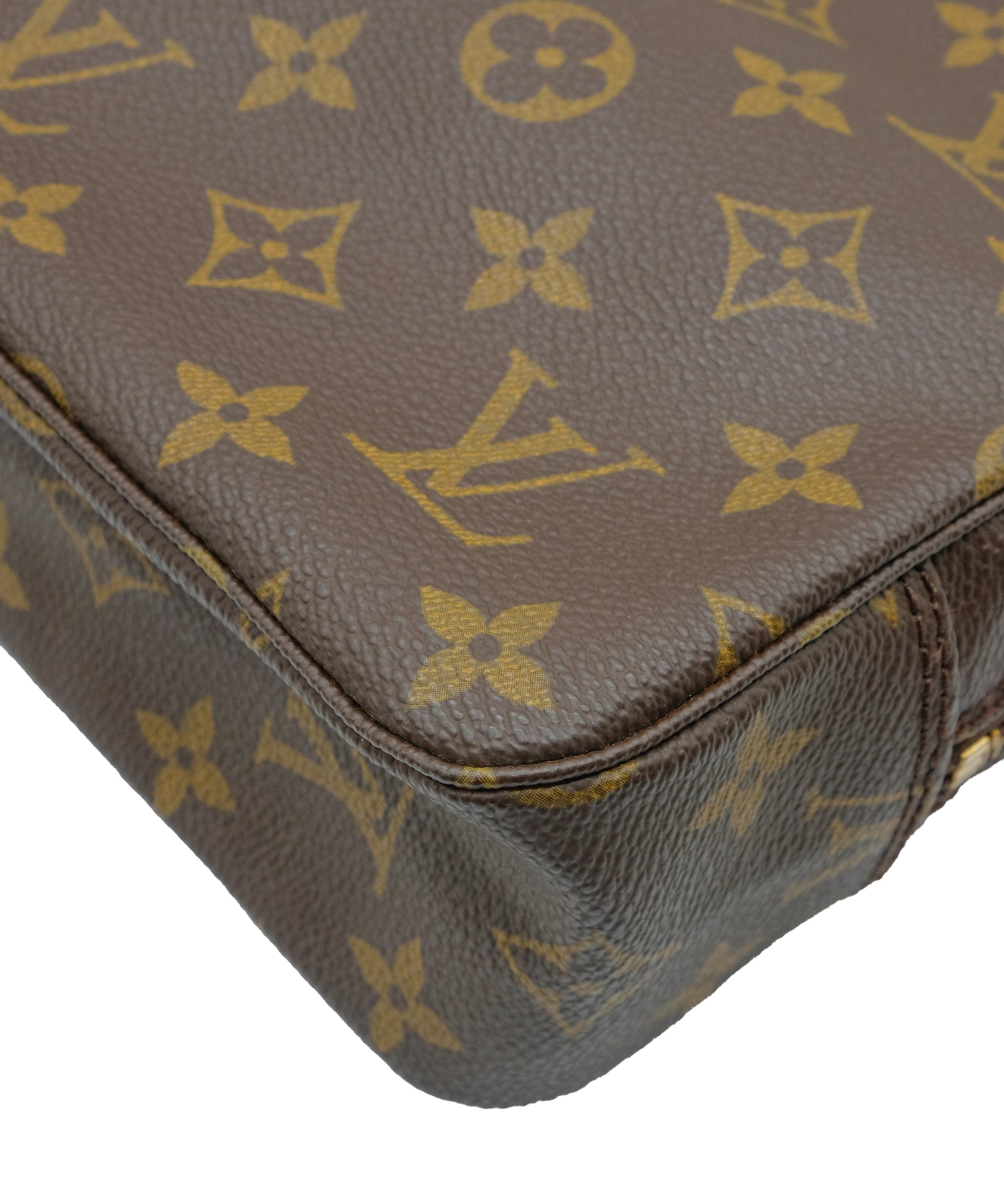 Louis Vuitton Louis Vuitton Monogram Trousse Toilette 23 Clutch Bag M47524 LV Auth 78630  DXBS0281