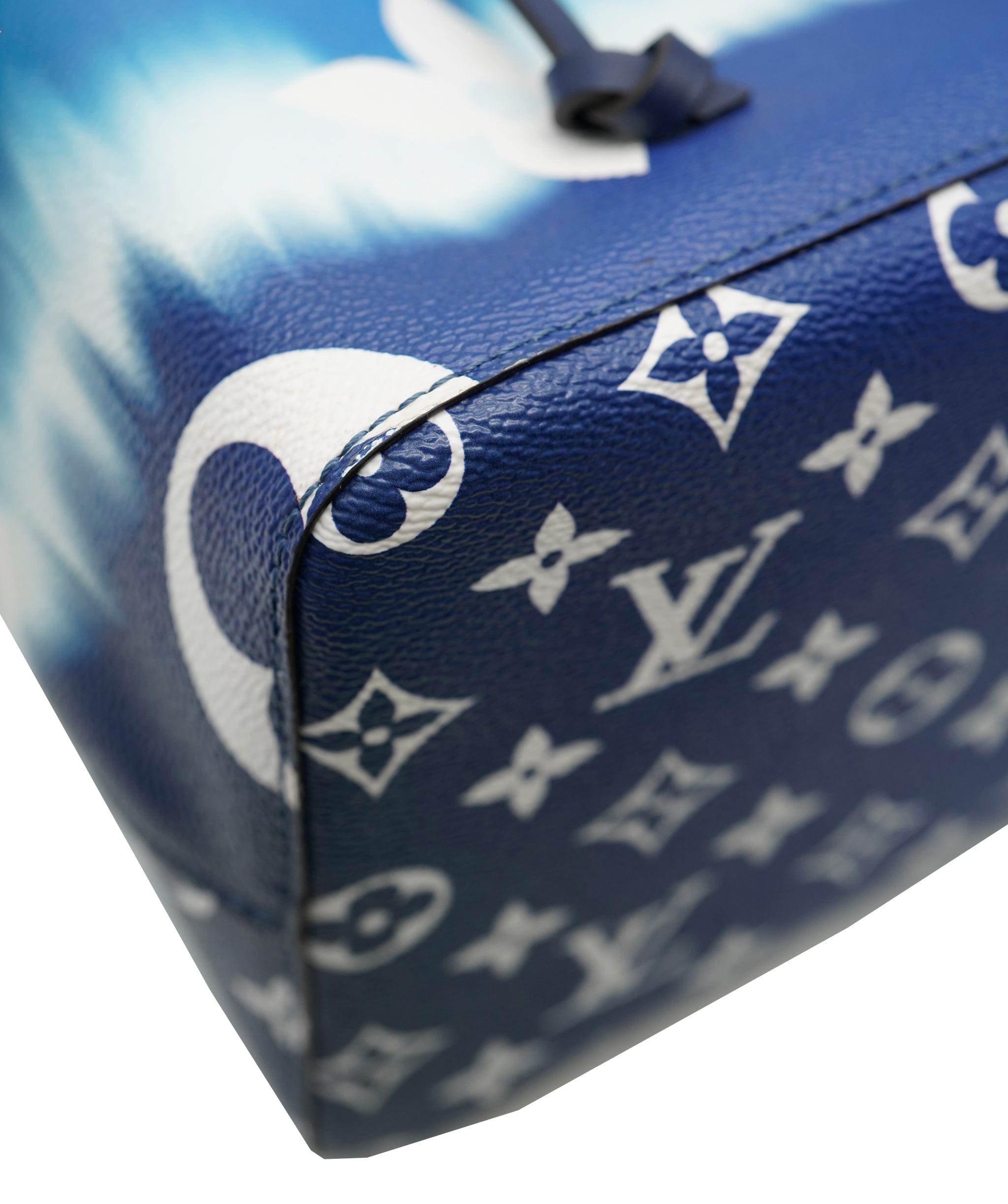 Louis Vuitton Louis Vuitton Blue Escale Monogram Canvas NeoNoe MM ABC0861