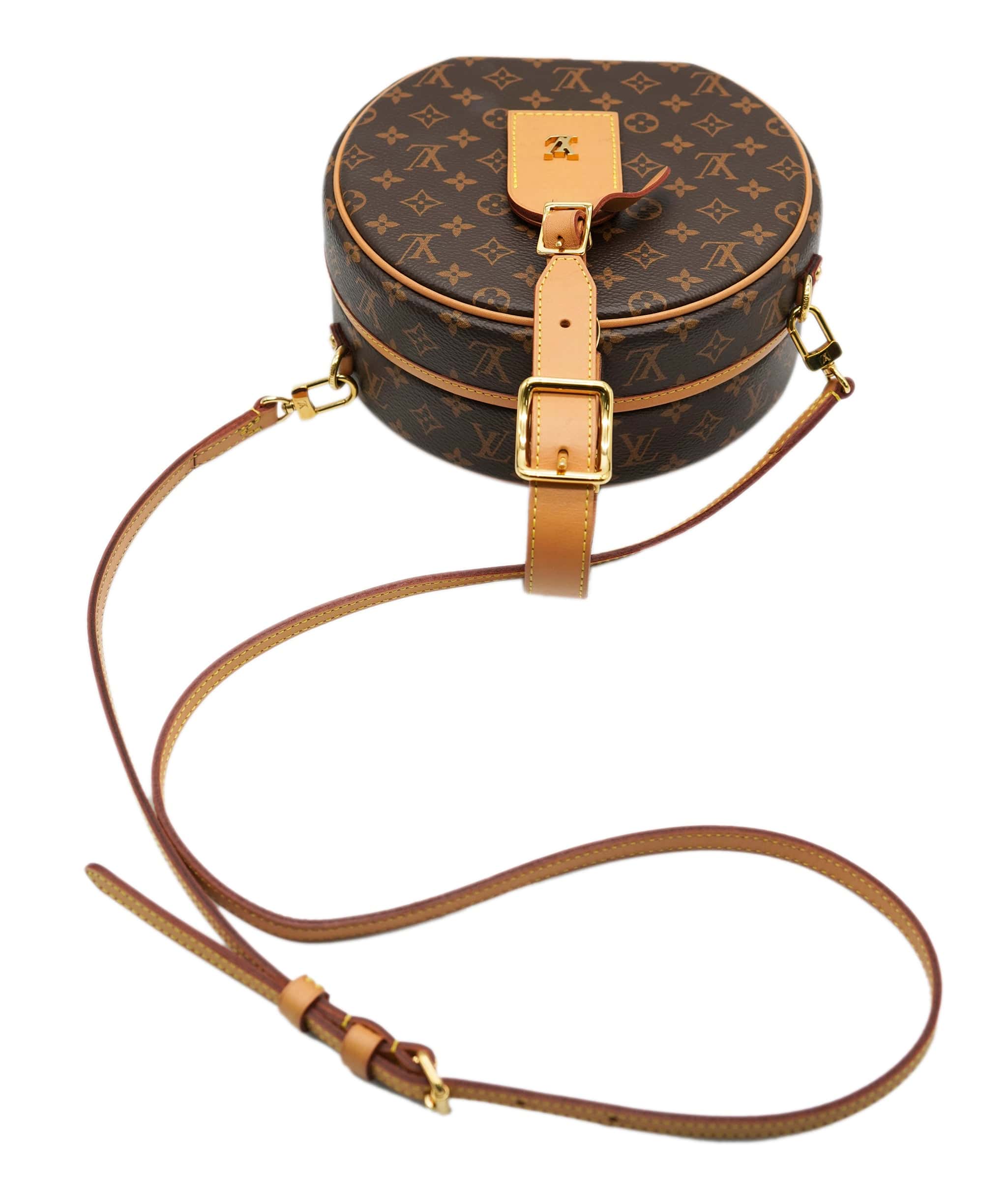 Louis Vuitton Louis Vuitton Boite Chapeau AGC1644