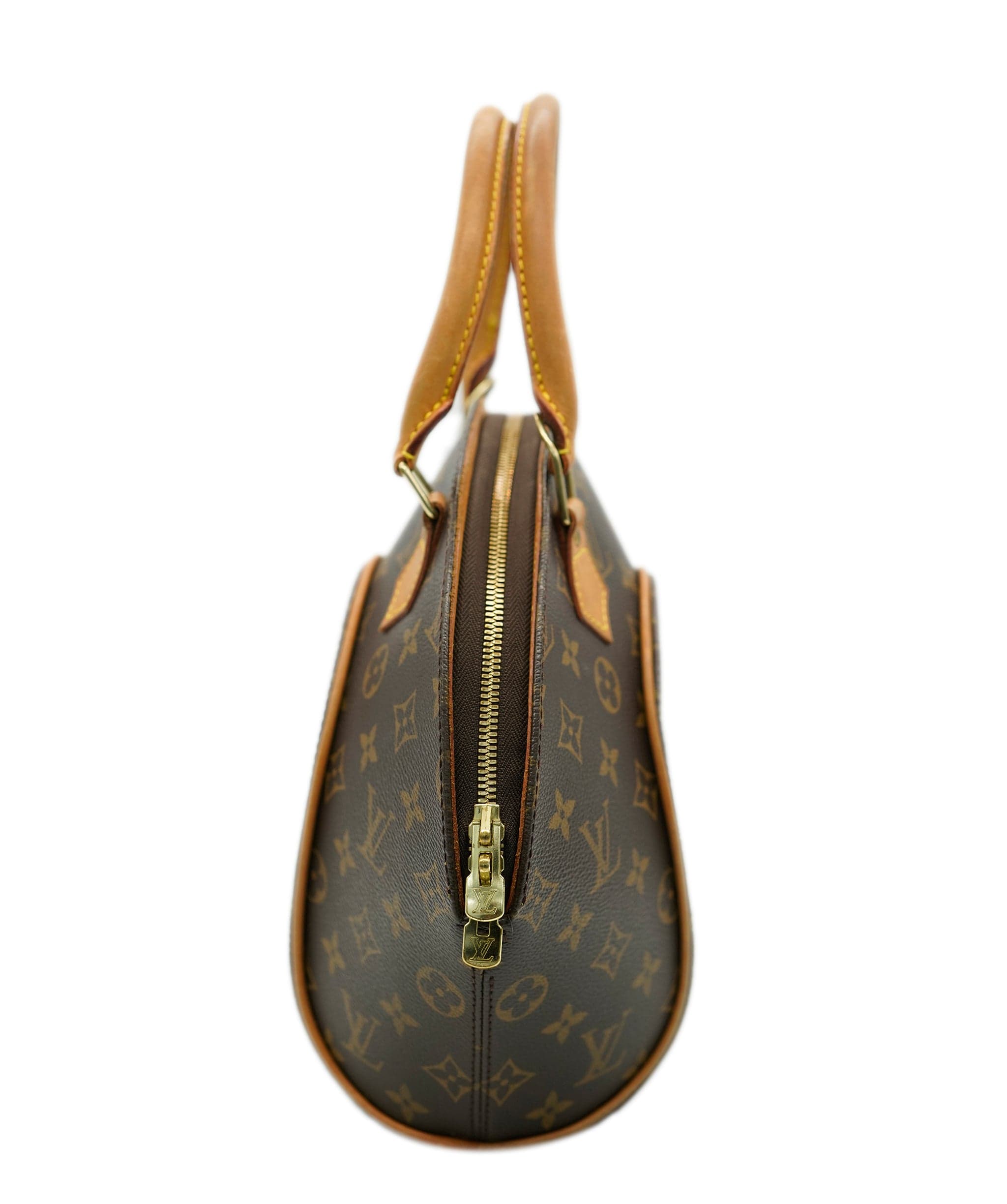 Louis Vuitton Louis Vuitton Ellipse PM in Monogram, Canvas ALC1736