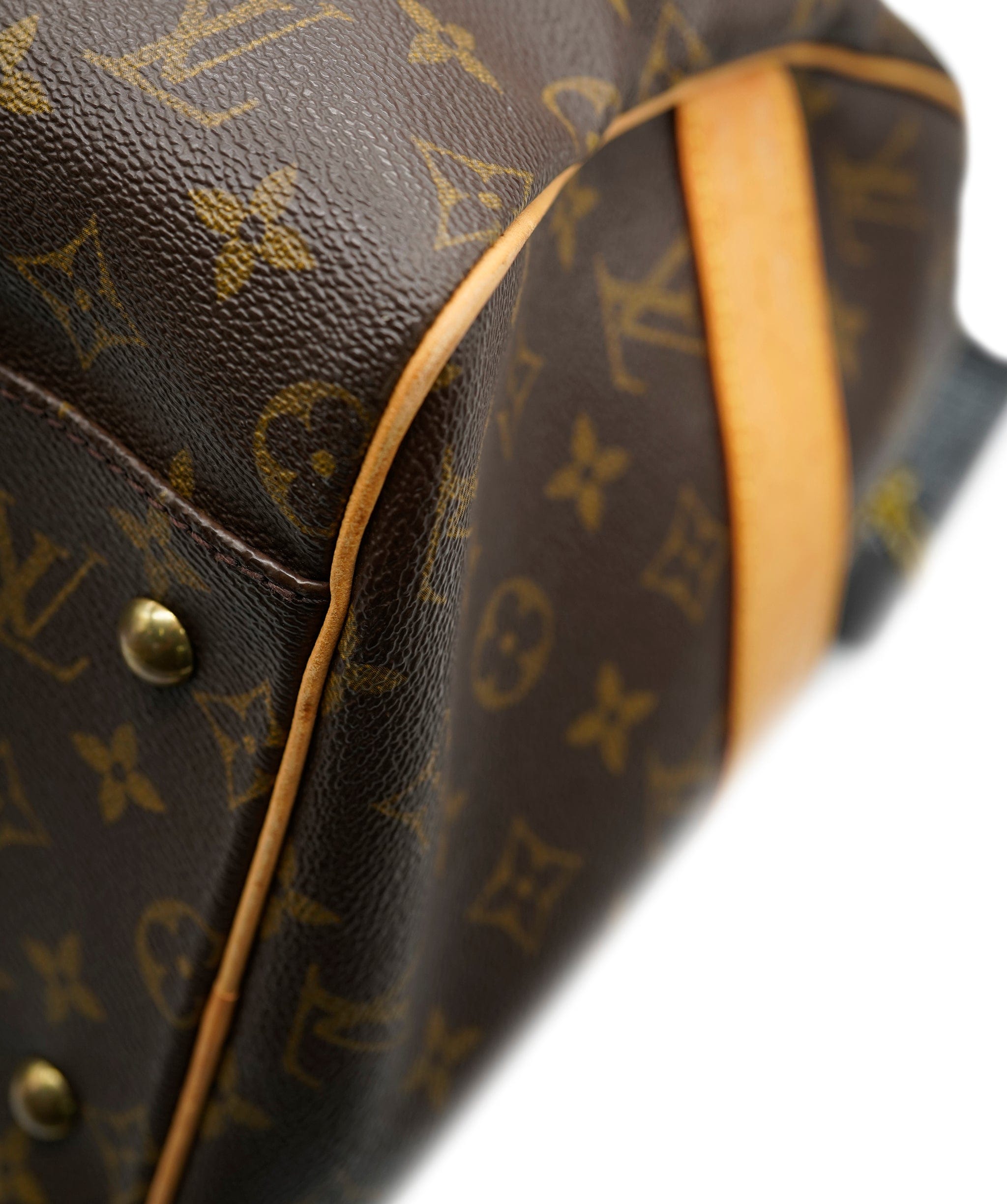 Louis Vuitton Louis Vuitton Keepal ALC0890