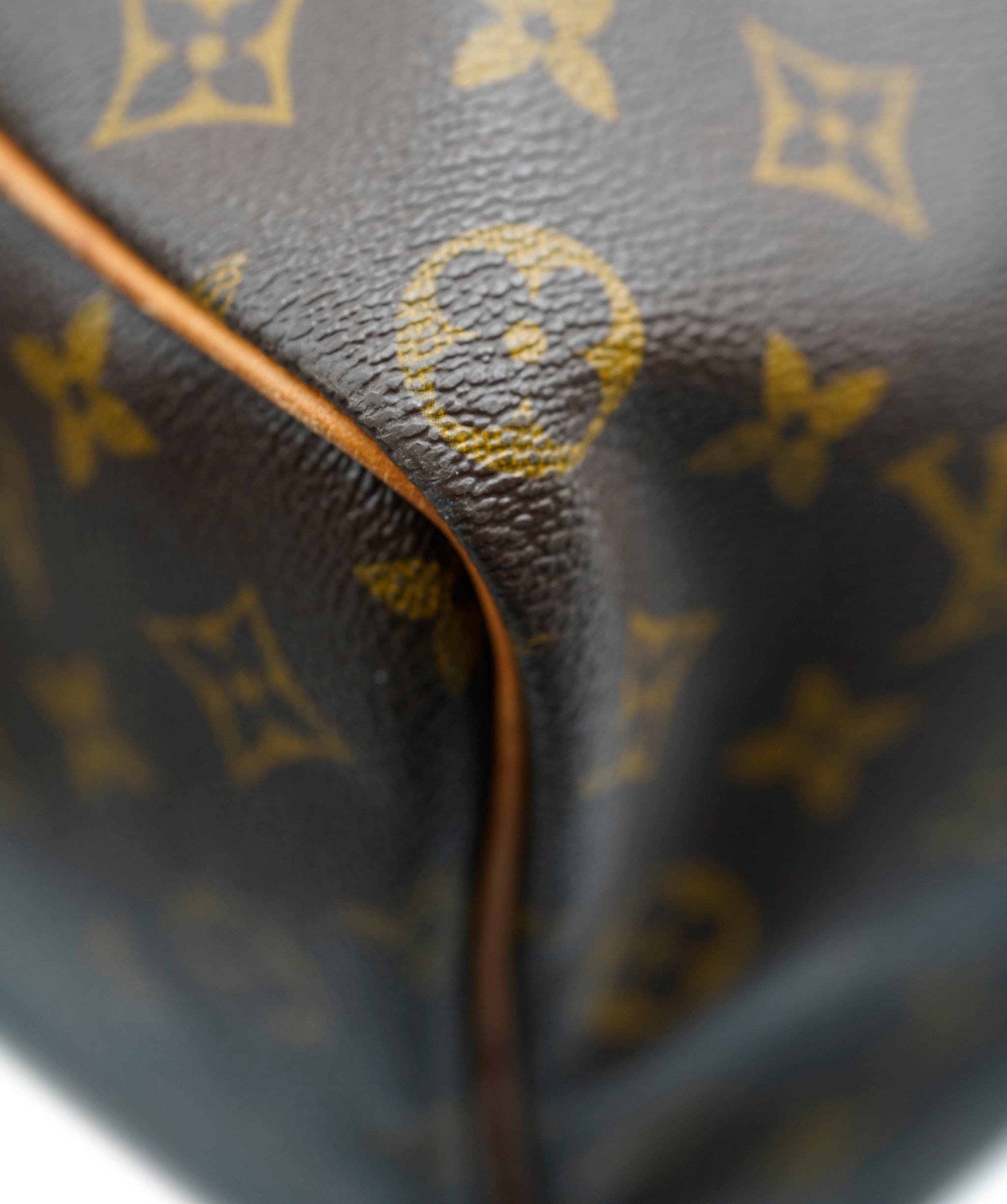 Louis Vuitton Louis Vuitton Keepall - AJC0355