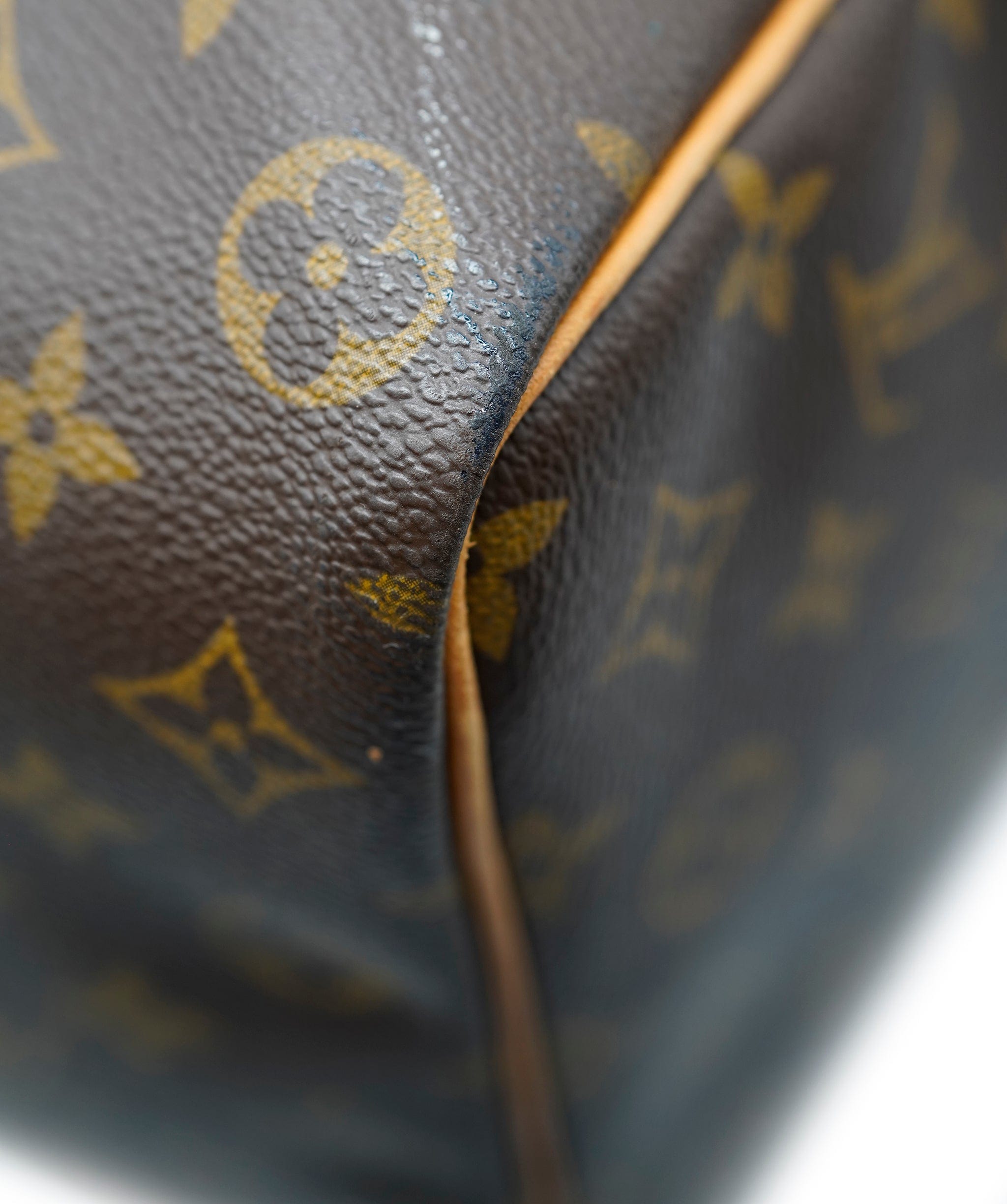 Louis Vuitton Louis Vuitton Keepall - AJC0356