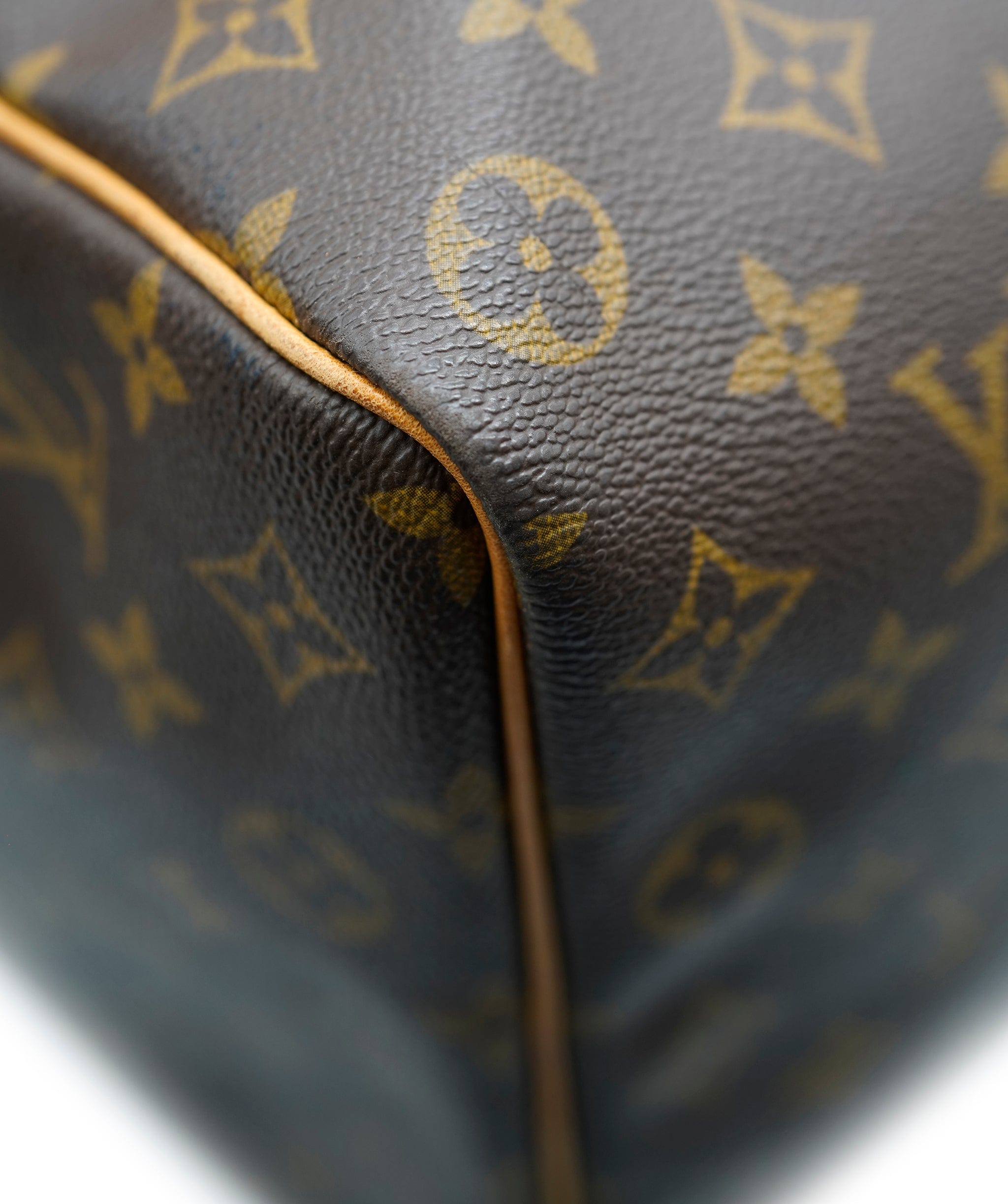 Louis Vuitton Louis Vuitton Keepall - AJC0356