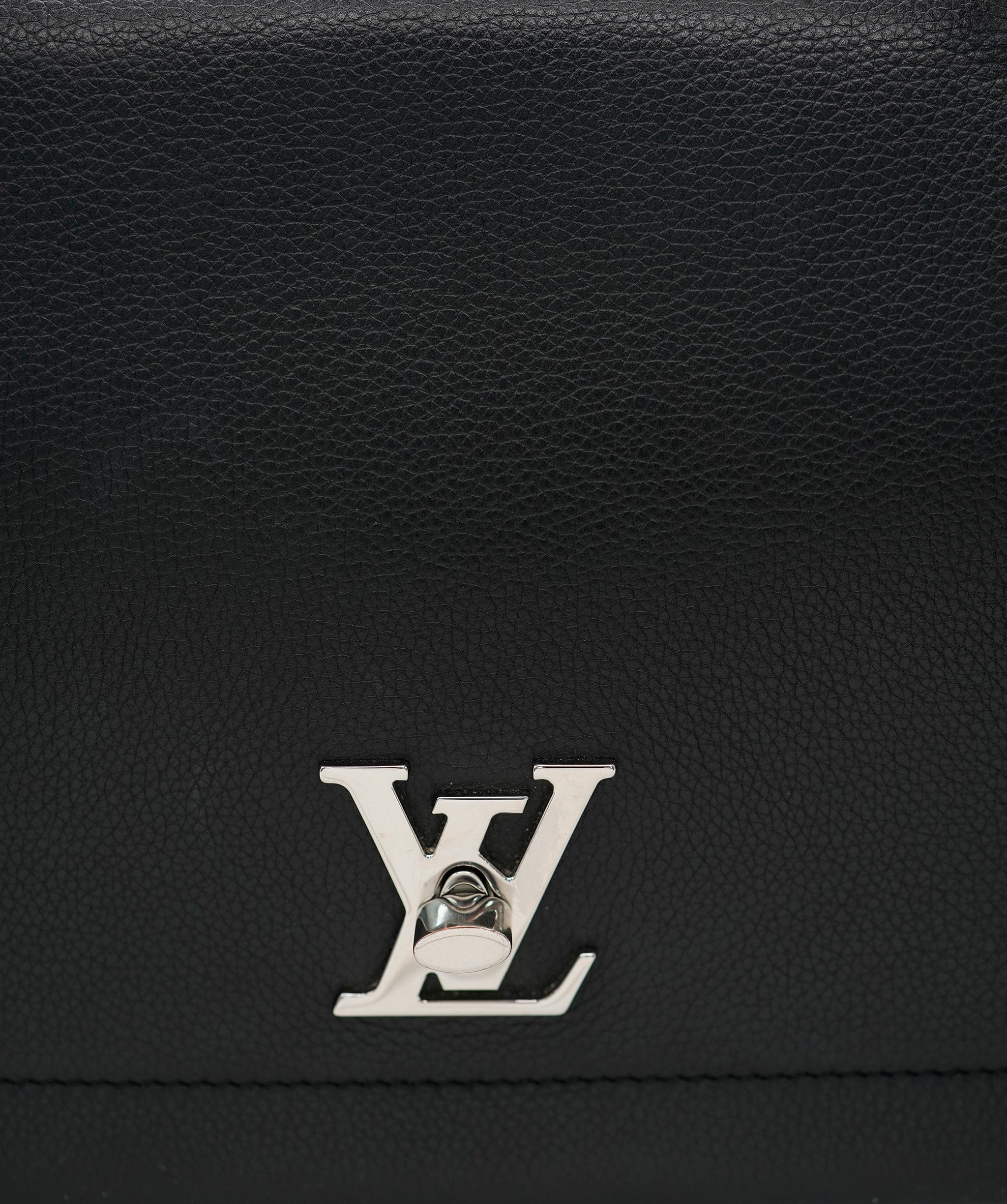 Louis Vuitton Louis Vuitton Lock me II bag black  AVC2107