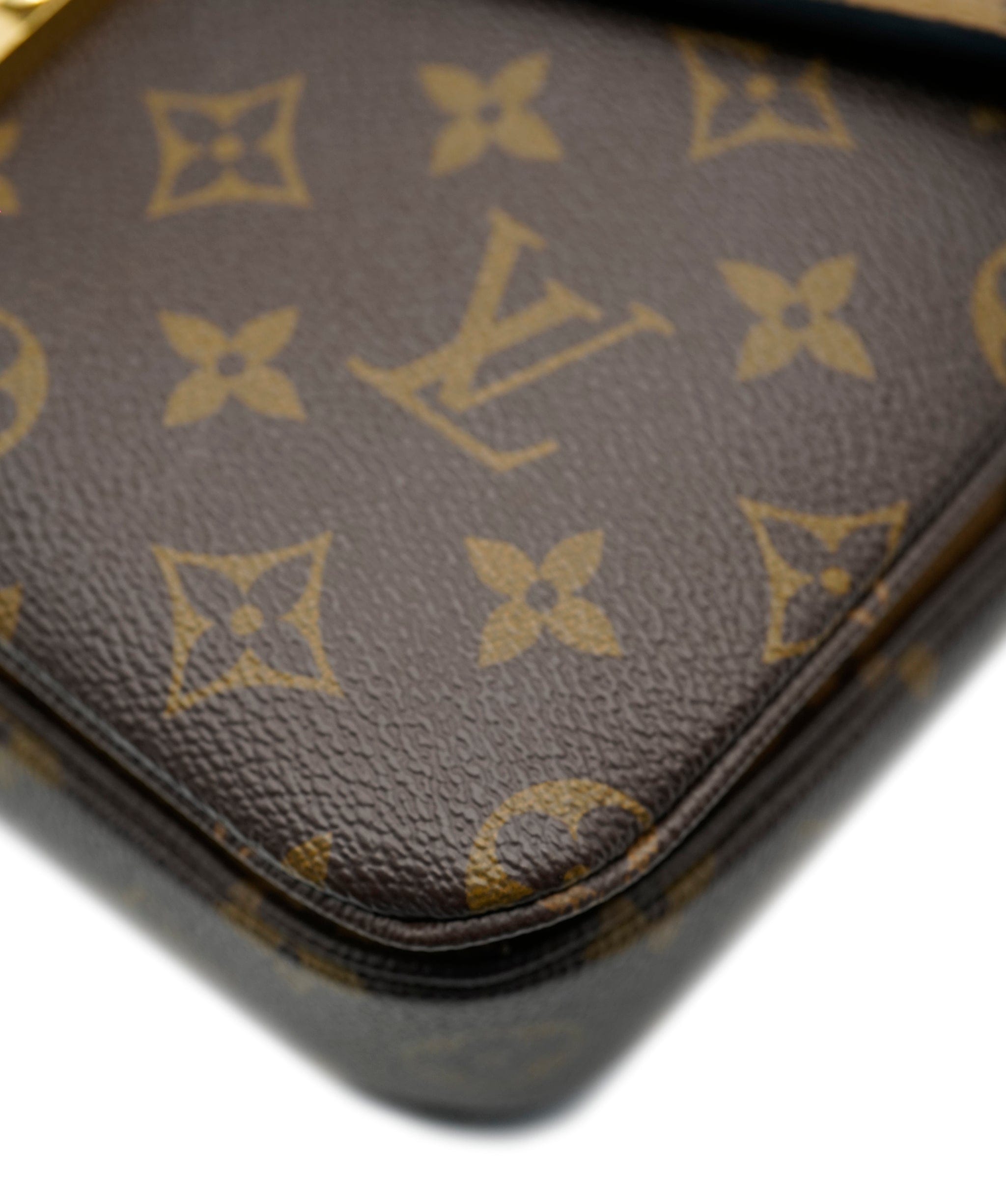 Louis Vuitton Louis Vuitton Metis Crossbody bag ALC0931