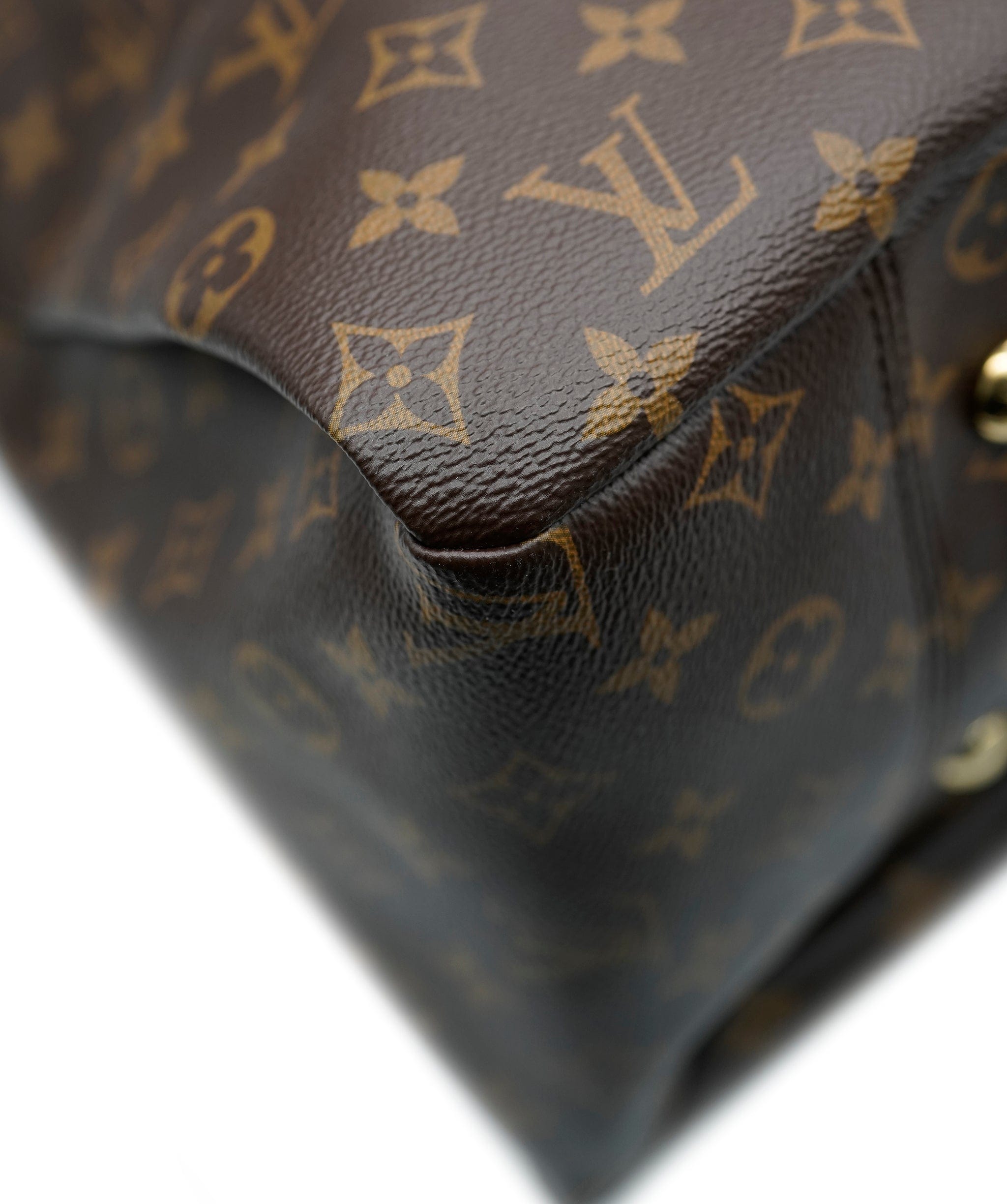 Louis Vuitton Louis Vuitton Monogram Artsy MM Bag  AGC1599