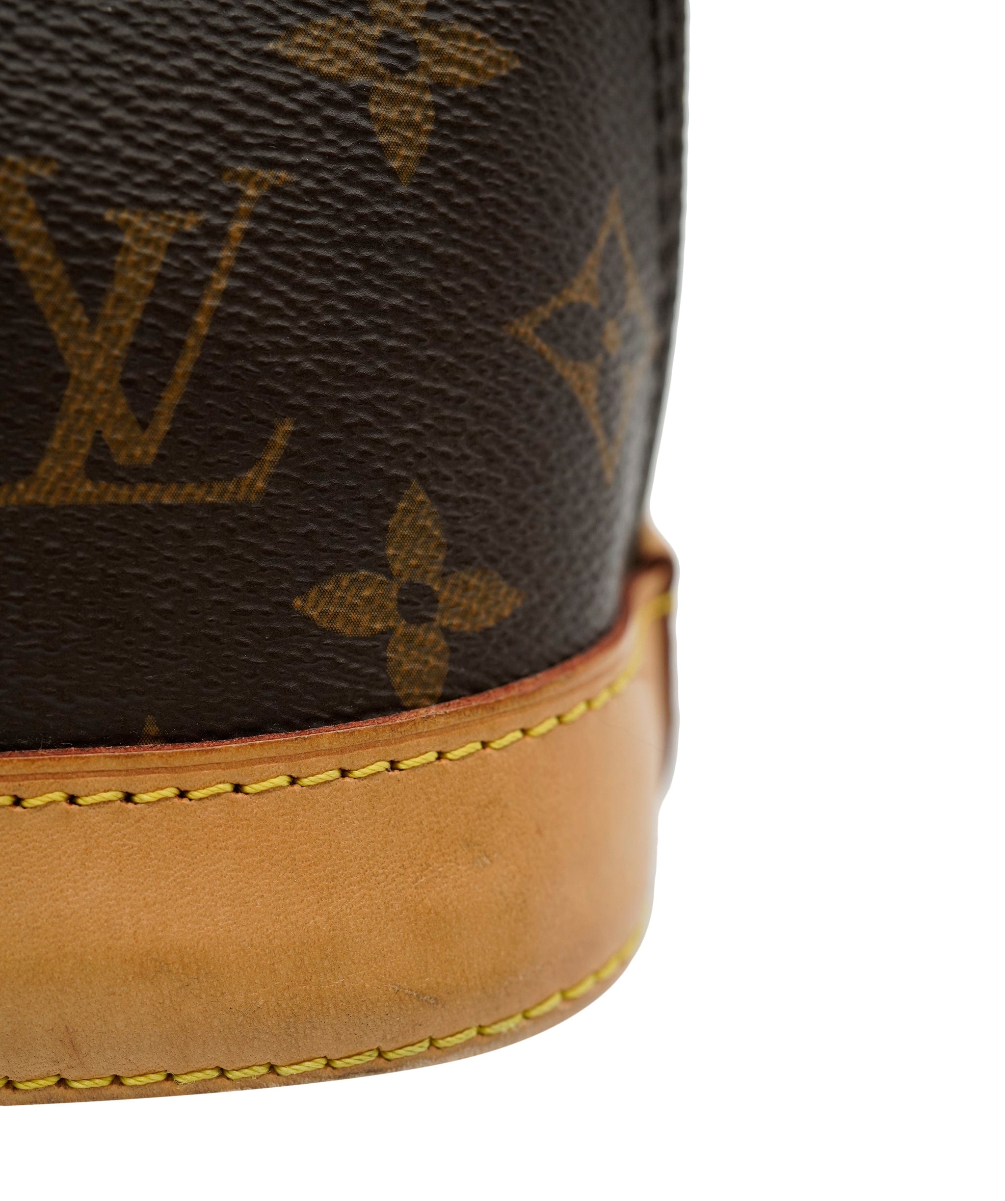 Louis Vuitton Louis Vuitton Monogram Canvas Alma BB ABC0035