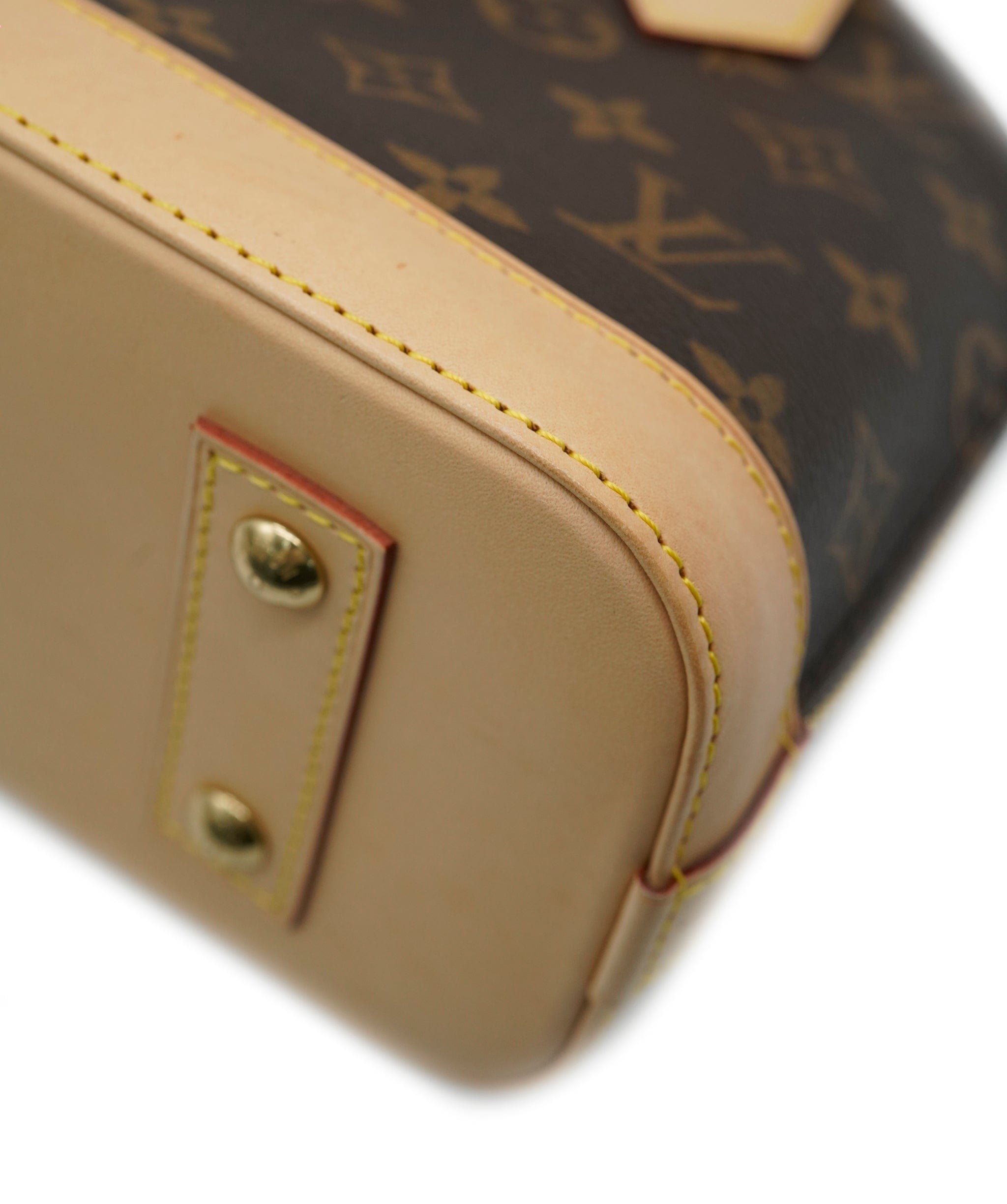 Louis Vuitton Louis Vuitton Monogram Canvas Alma BB ABC0645