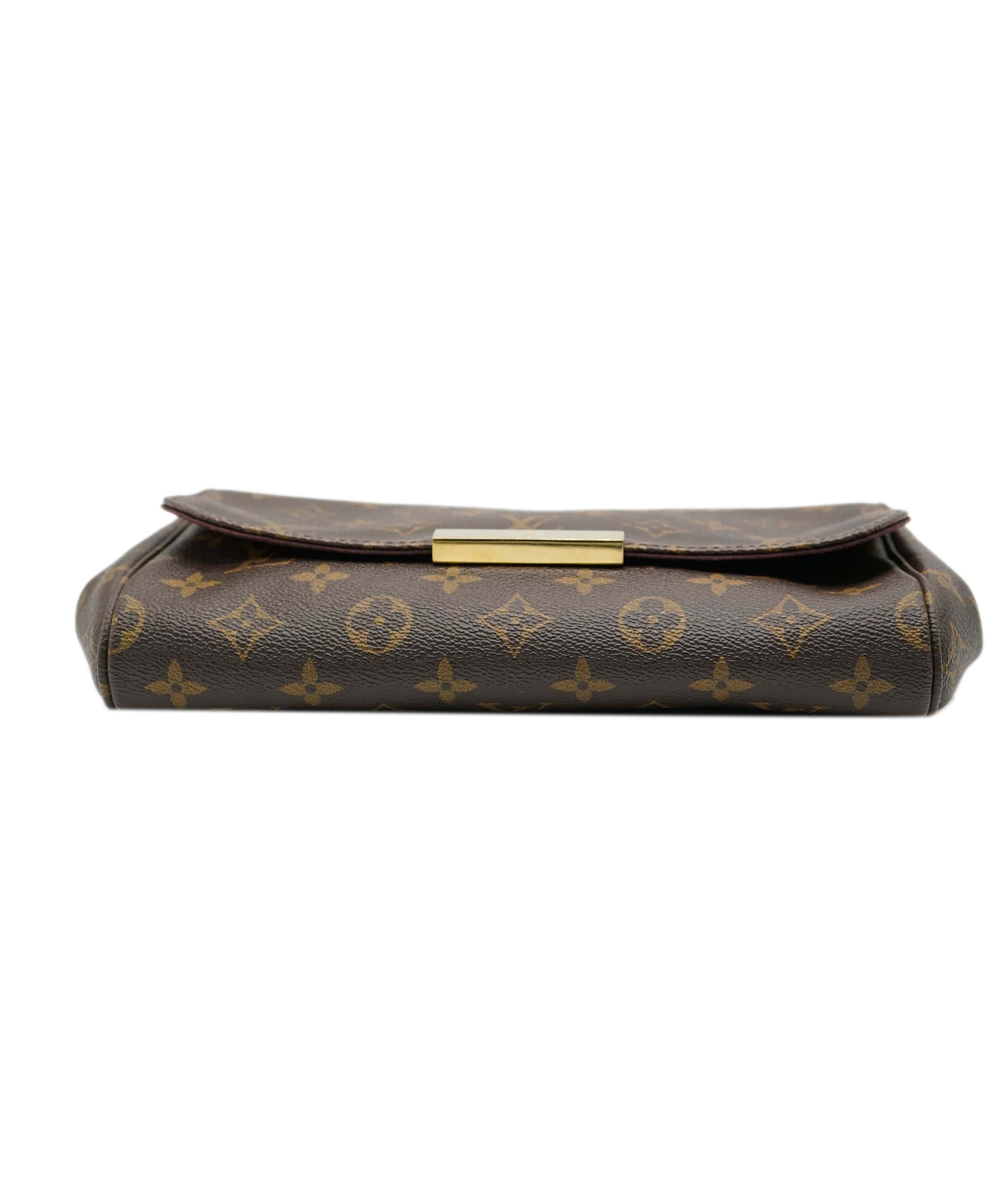 Louis Vuitton Louis Vuitton Monogram Canvas Favourite MM ABC0471