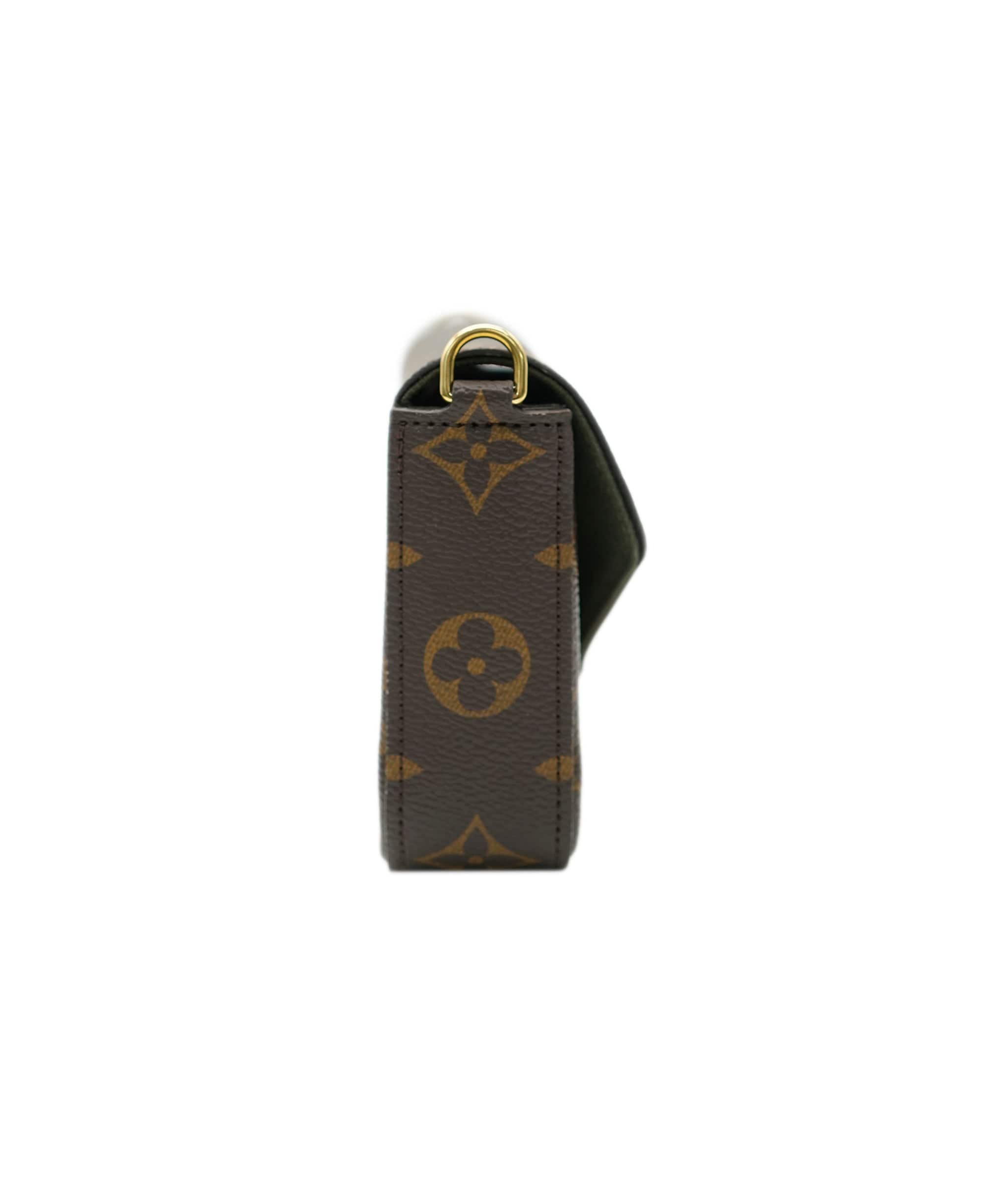 Louis Vuitton Louis Vuitton Monogram Canvas Felicie Strap & Go ABC0950