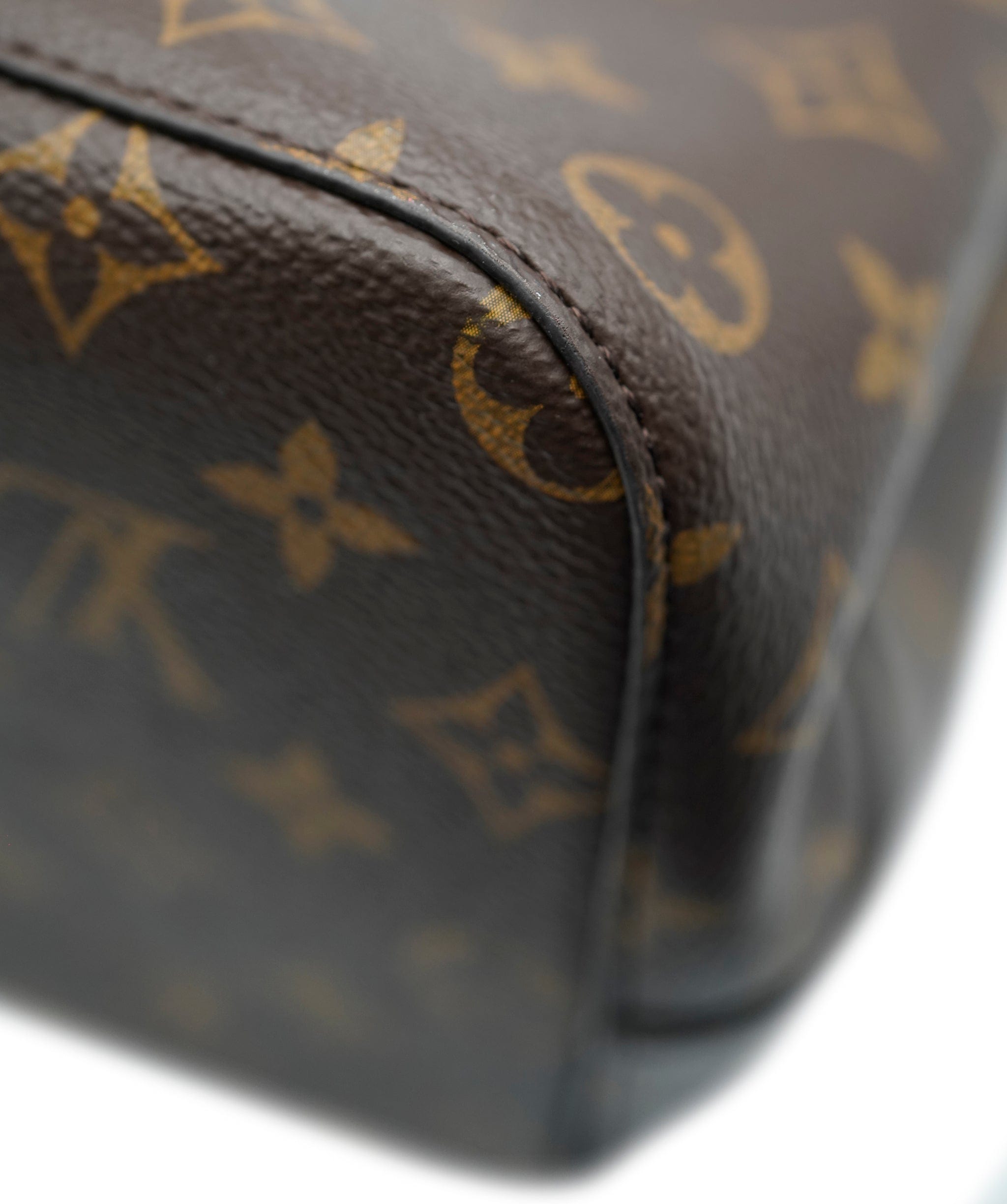 Louis Vuitton Louis Vuitton Monogram Canvas NeoNoe MM 131953