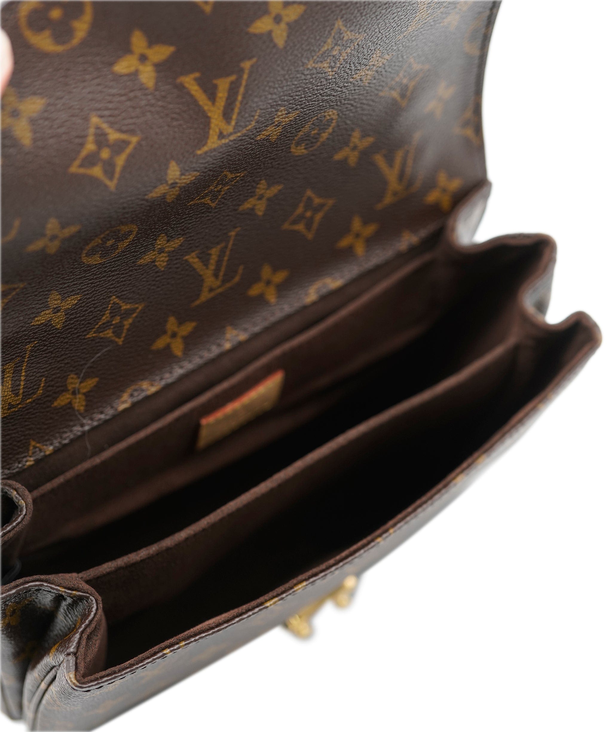 Louis Vuitton Louis Vuitton Monogram Canvas Pochette Metis ABC0432