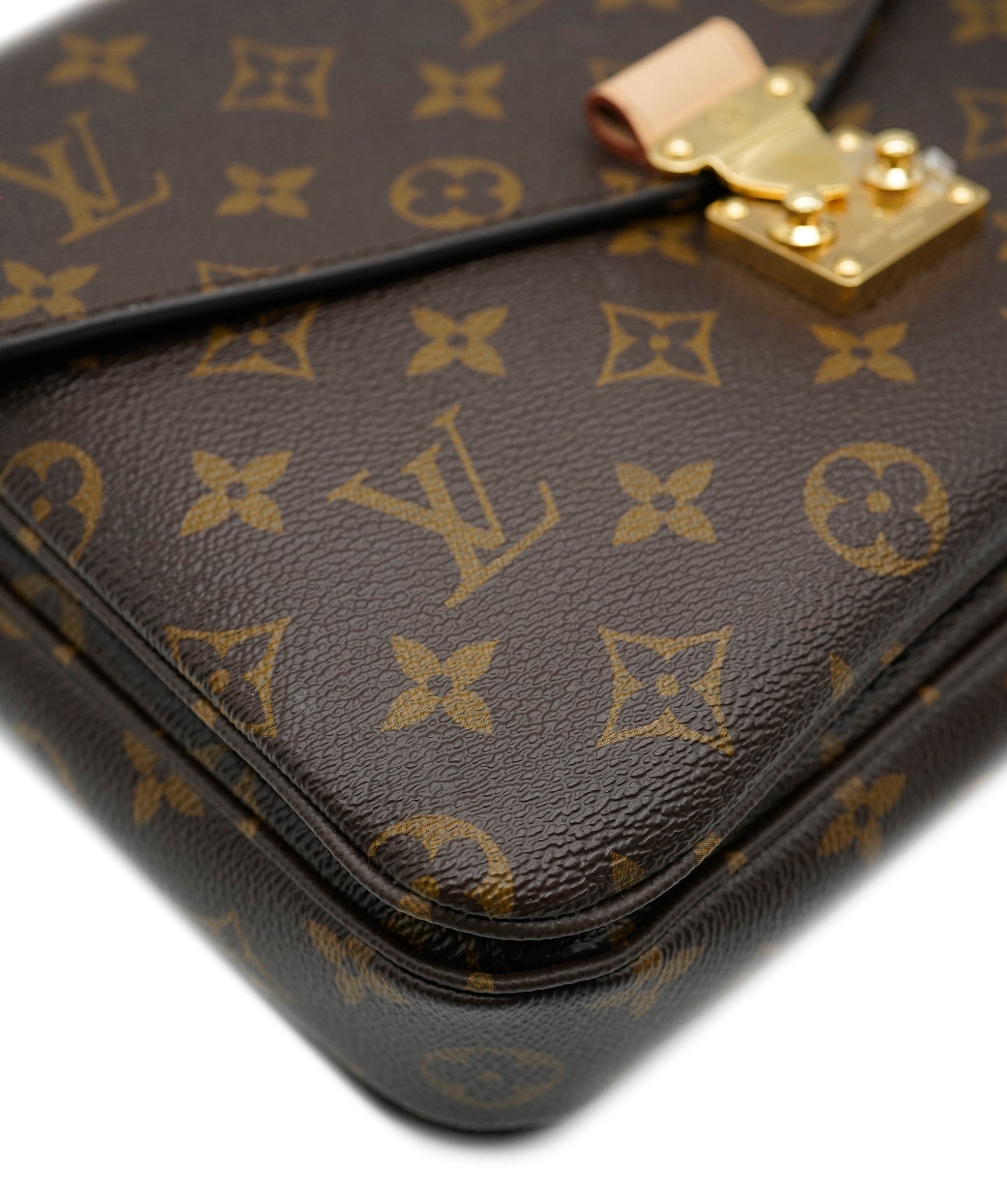 Louis Vuitton Louis Vuitton Monogram Canvas Pochette Metis ABC0432