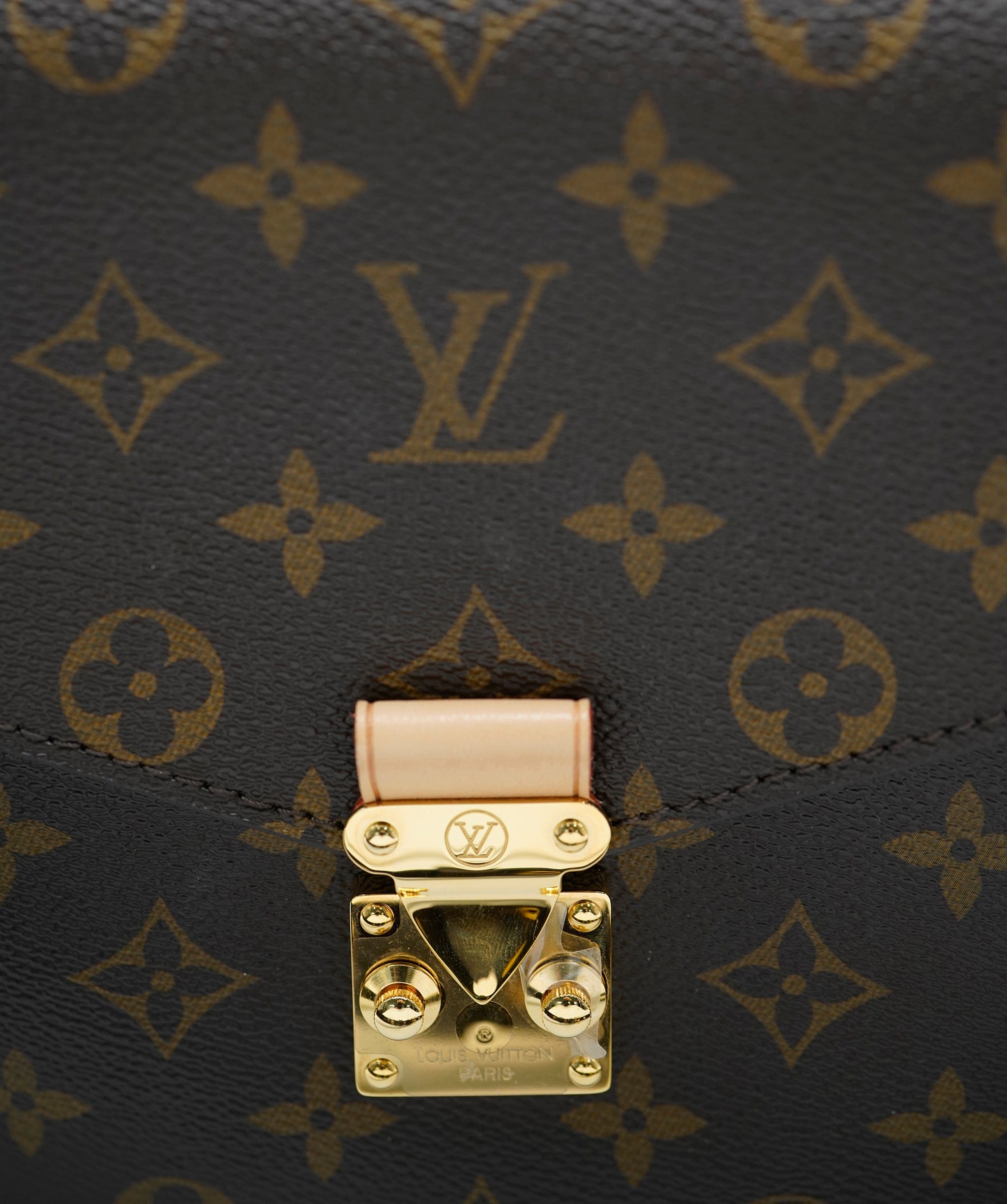 Louis Vuitton Louis Vuitton Monogram Canvas Pochette Metis ABC0432