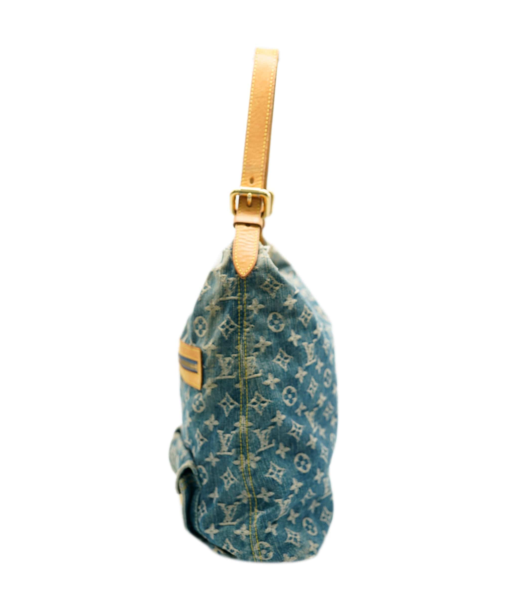 Louis Vuitton Louis Vuitton Monogram Denim Buggy GM Shoulder Bag ASL8061