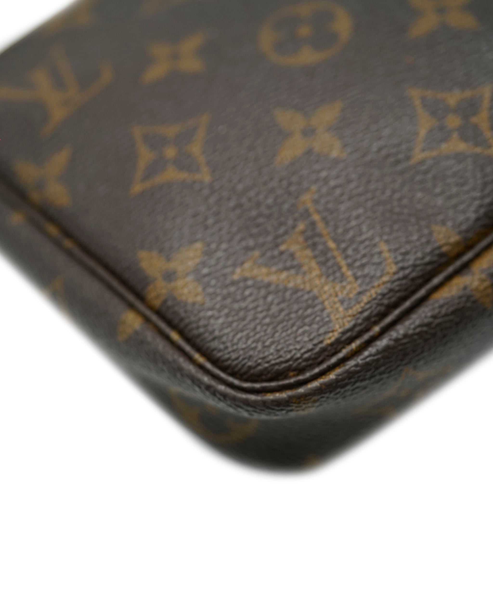 Louis Vuitton Louis Vuitton Monogram Pochette Accessoires ASL8009