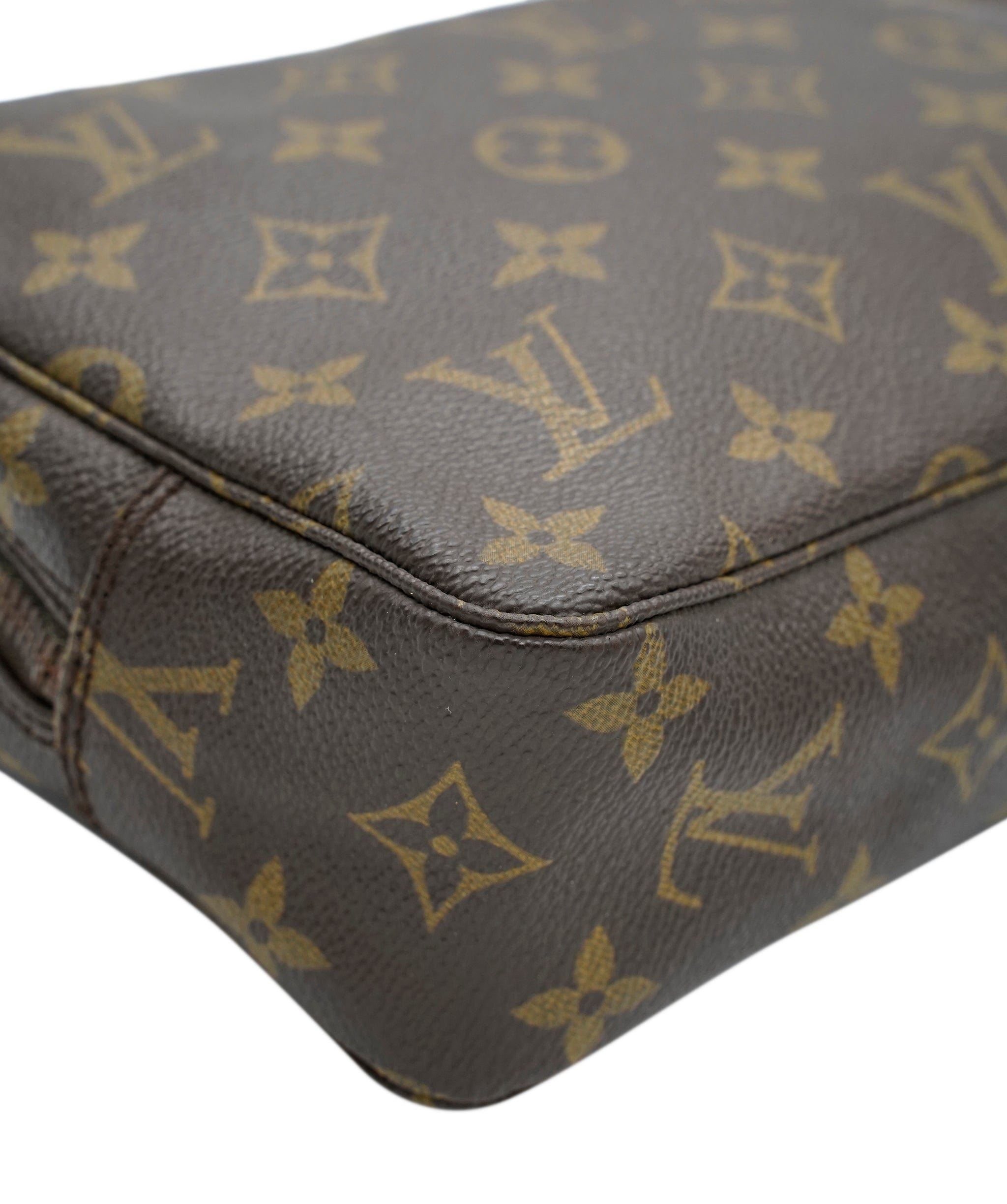 Louis Vuitton louis vuitton monogram trousse toilette 23 clutch bag 41287 ASL8520