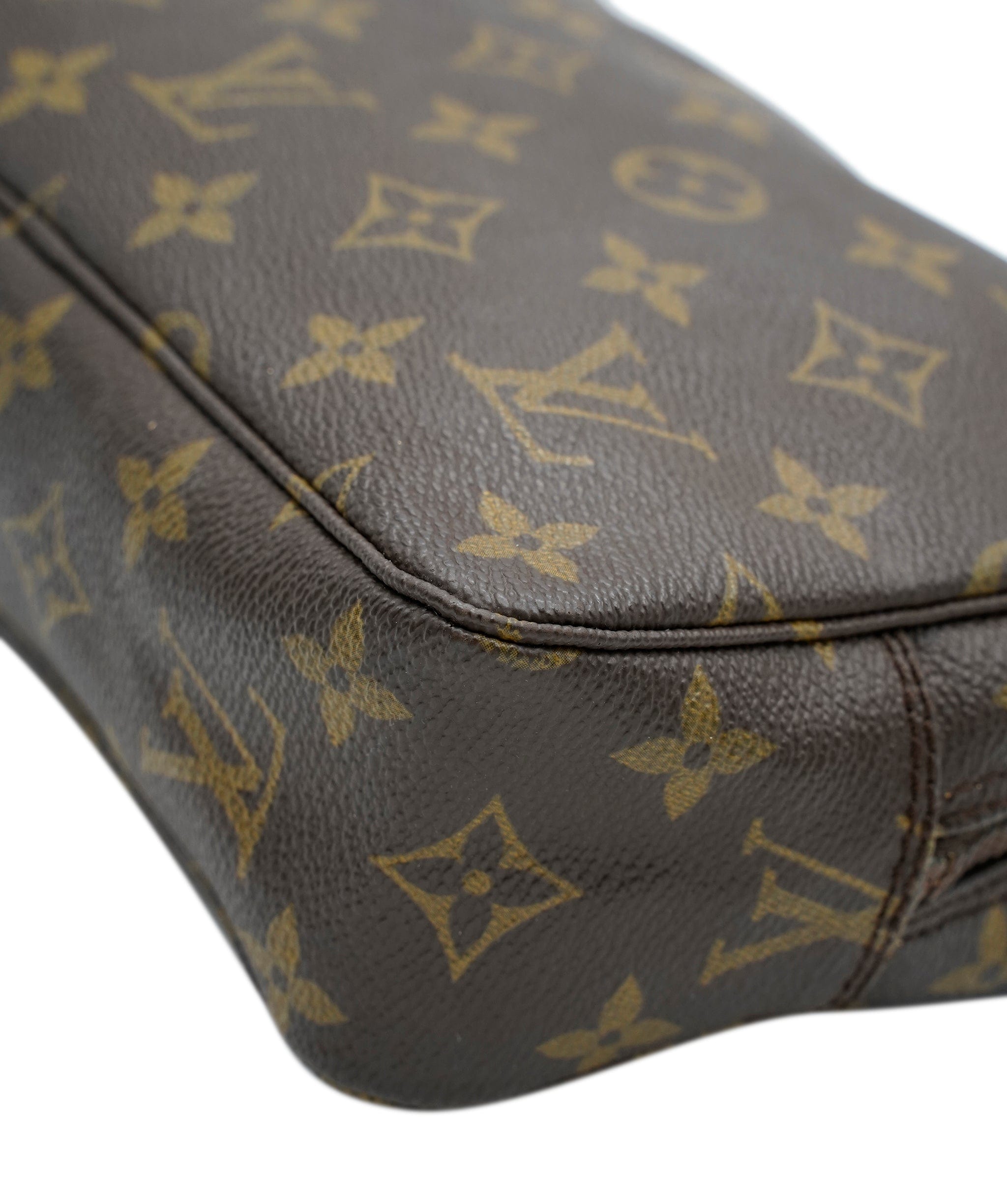 Louis Vuitton louis vuitton monogram trousse toilette 23 clutch bag 41287 ASL8520