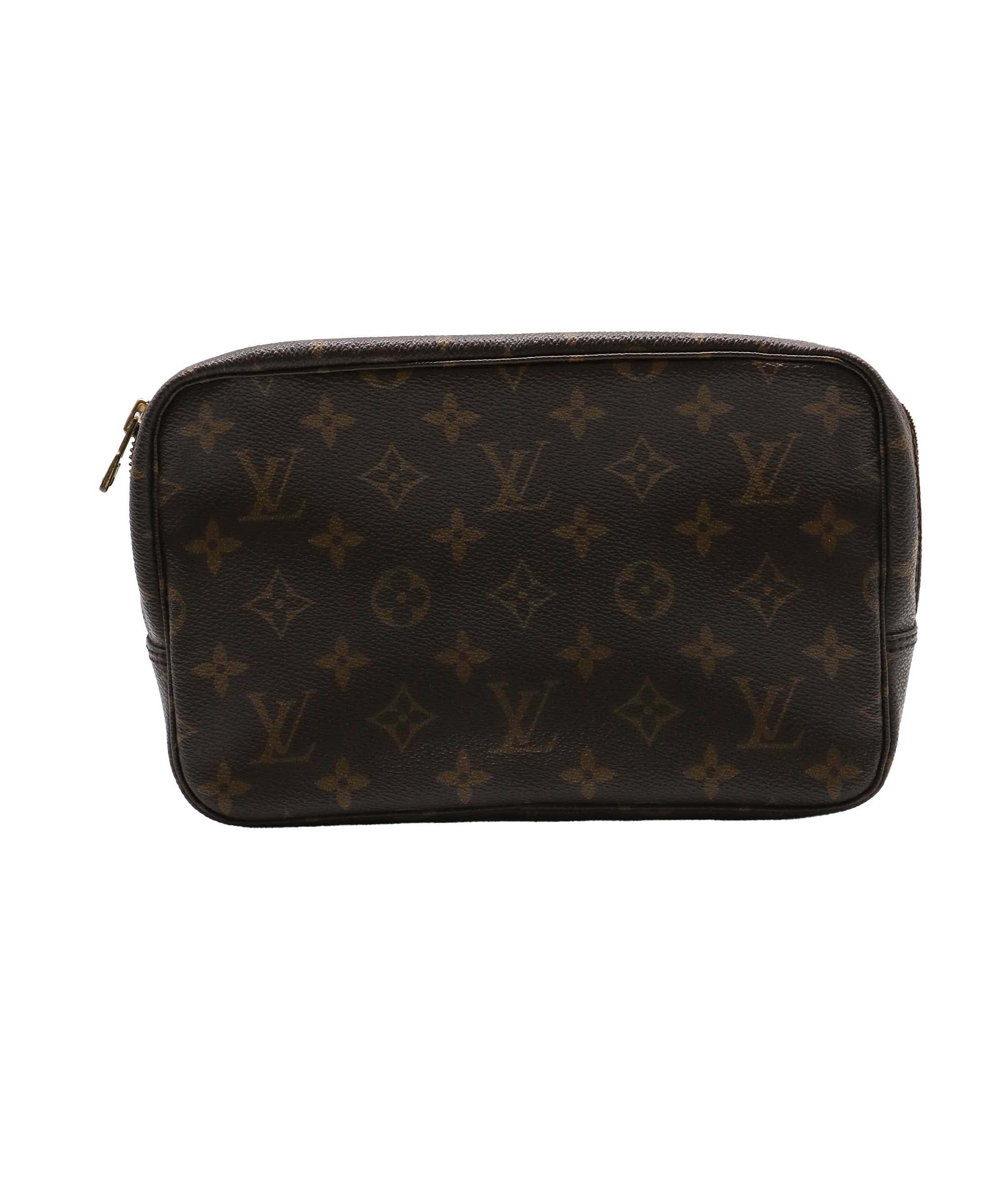 Louis Vuitton LOUIS VUITTON Monogram Trousse Toilette 23 Clutch Bag M47524 LV Auth am4550 DXBV0047