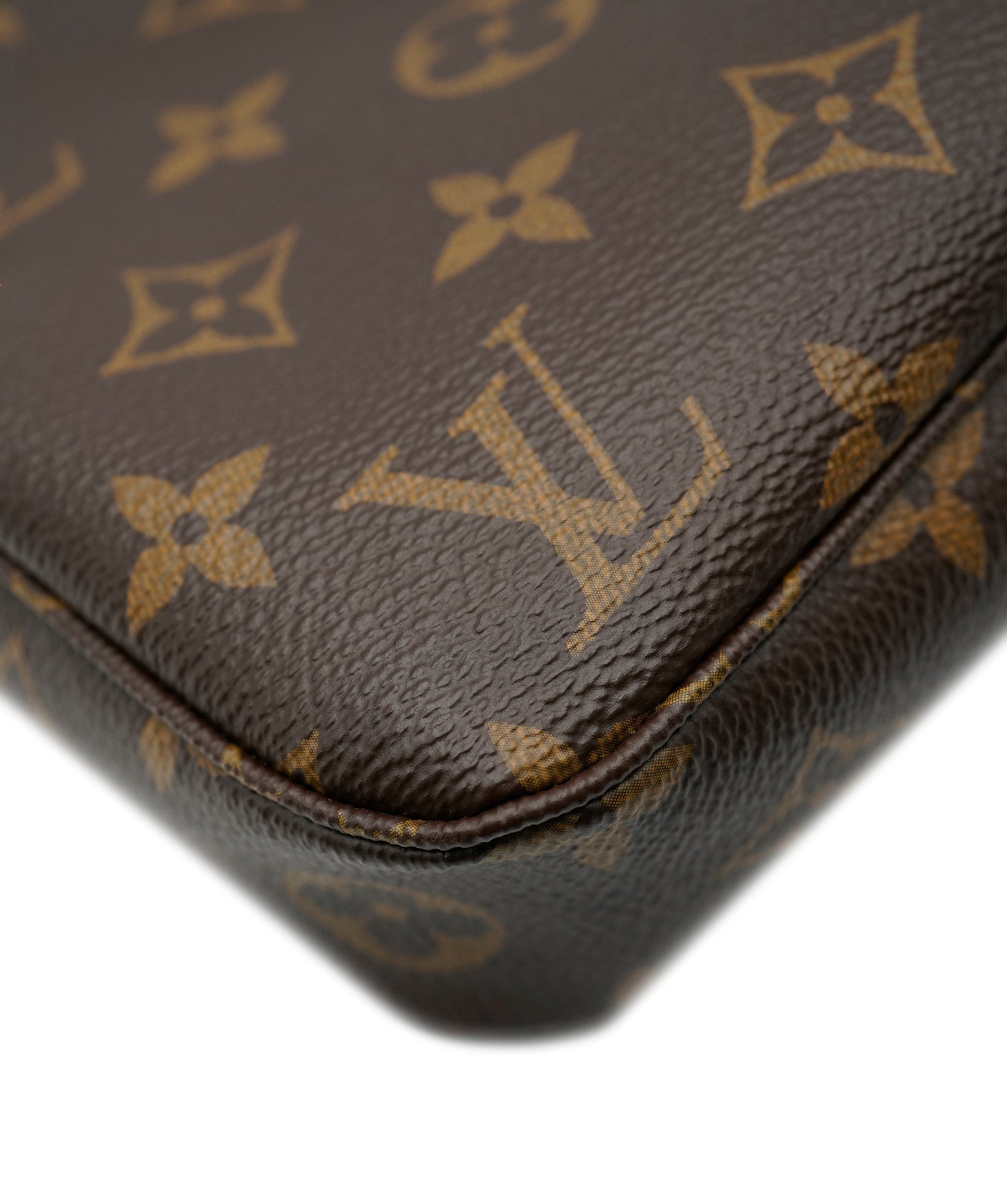 Louis Vuitton Louis Vuitton Pochette  ALC0968