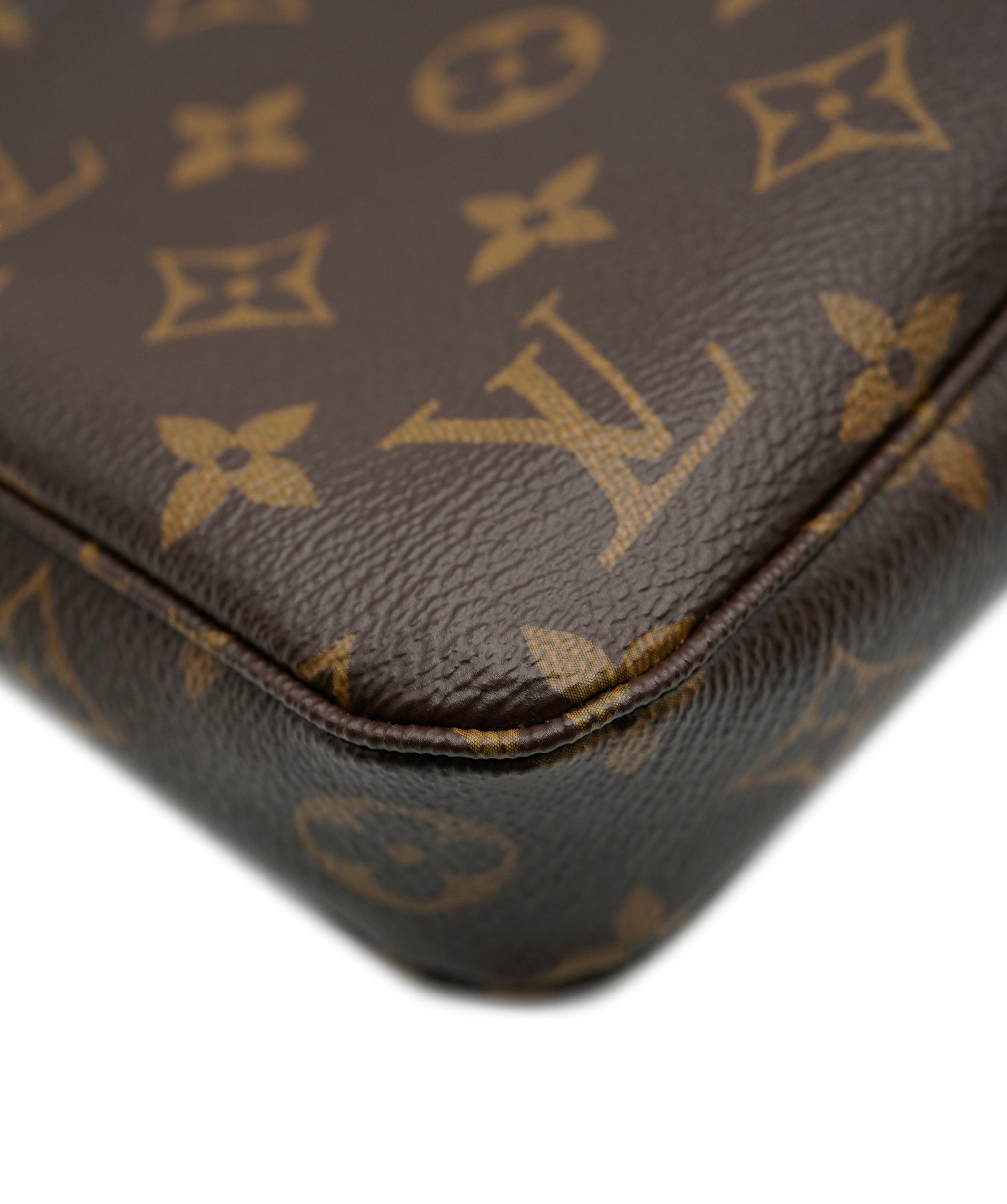 Louis Vuitton Louis Vuitton Pochette  ALC0968