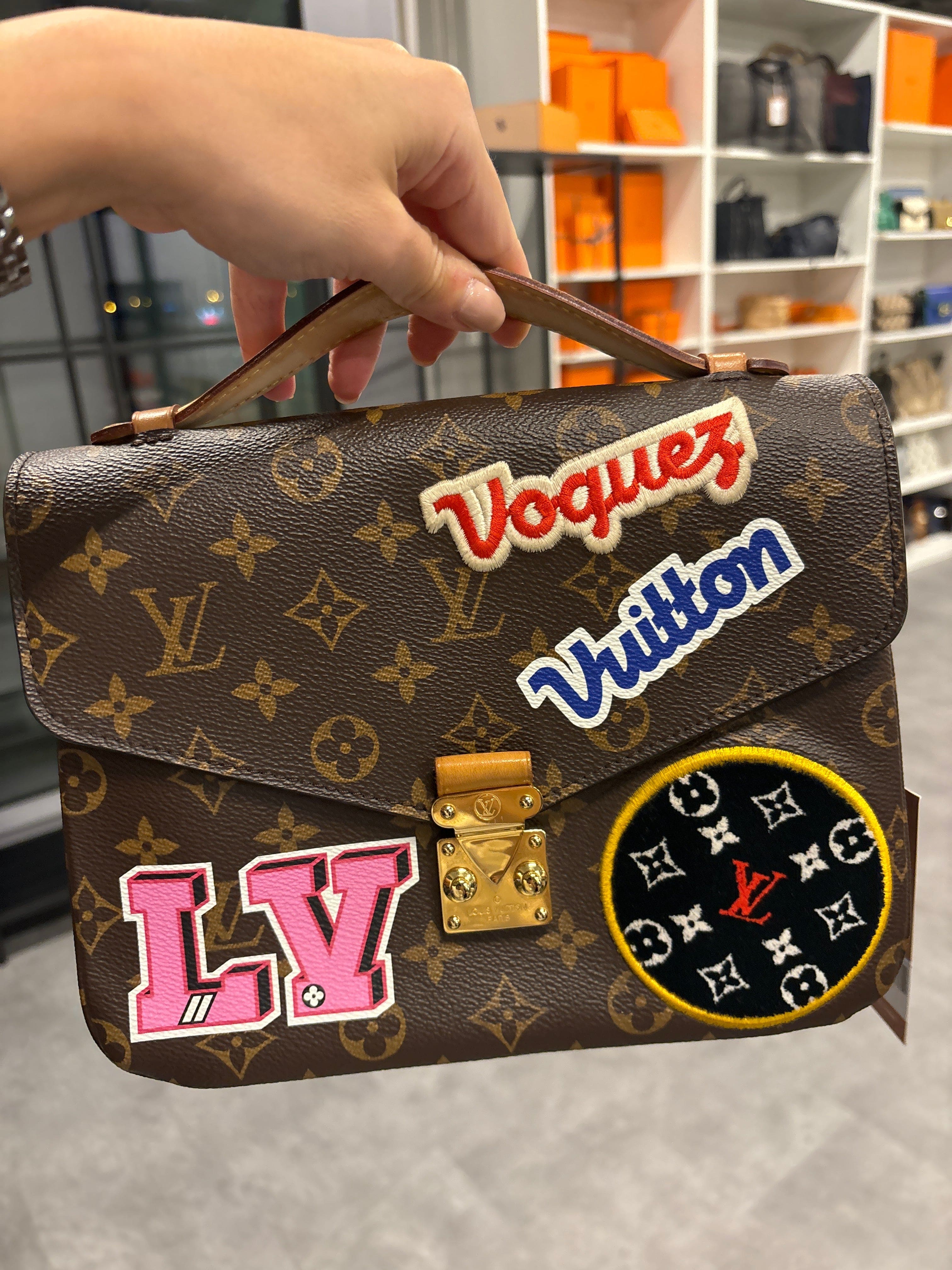 Louis Vuitton Louis Vuitton Pochette Patches  M Monogram ASC5340