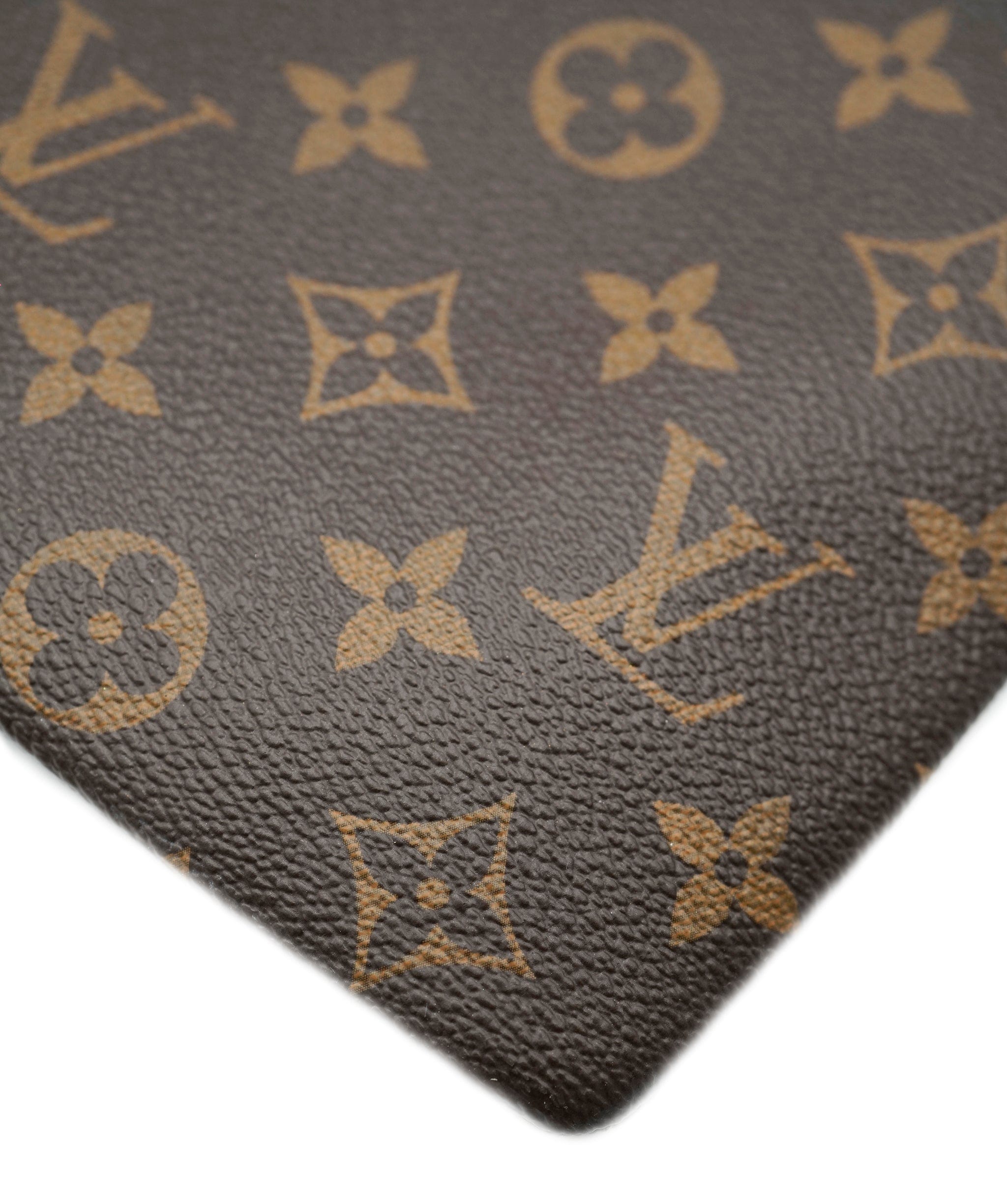 Louis Vuitton Louis Vuitton Rose Poudre Monogram Canvas Daily Pouch ABC0778