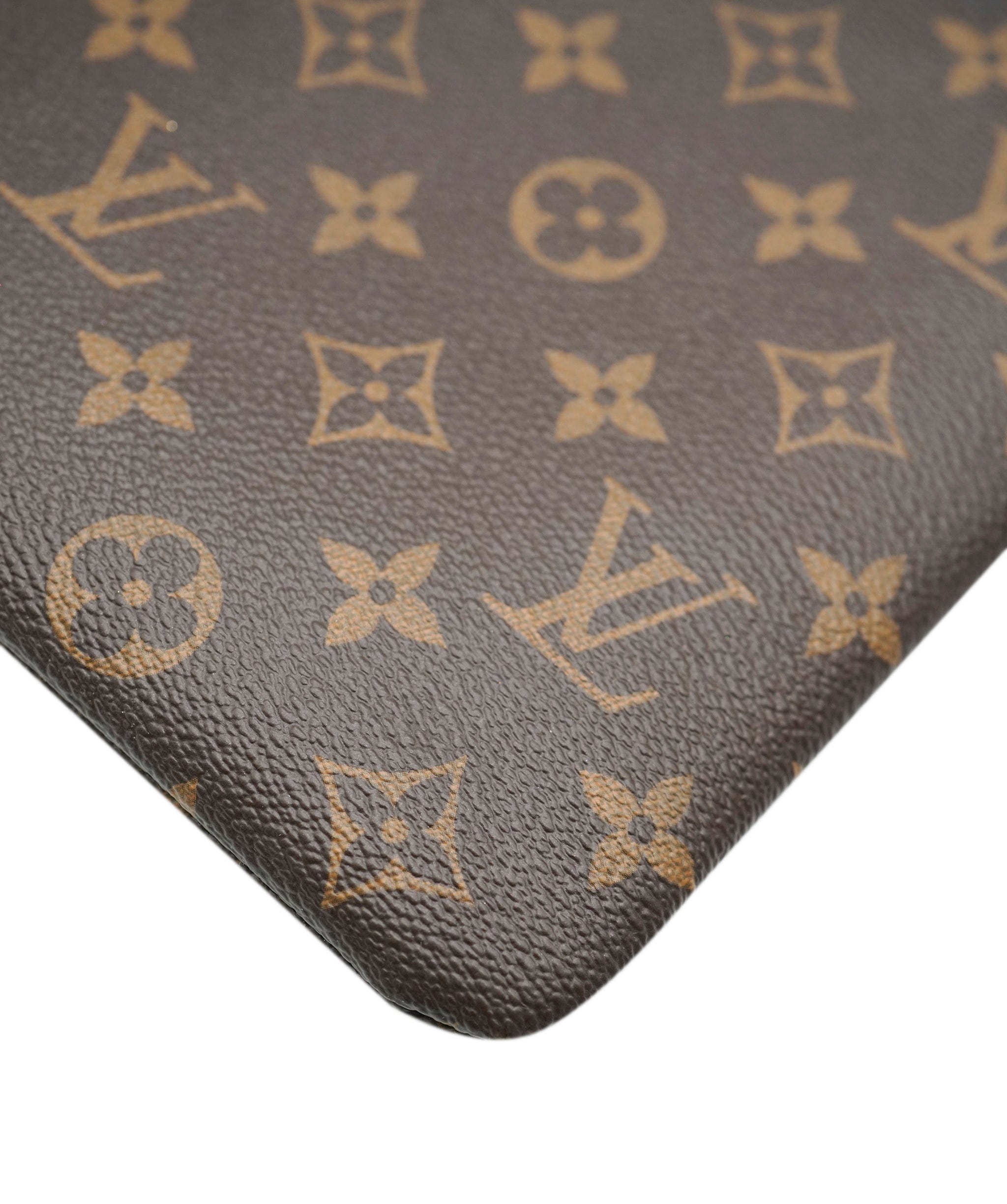 Louis Vuitton Louis Vuitton Rose Poudre Monogram Canvas Daily Pouch ABC0778