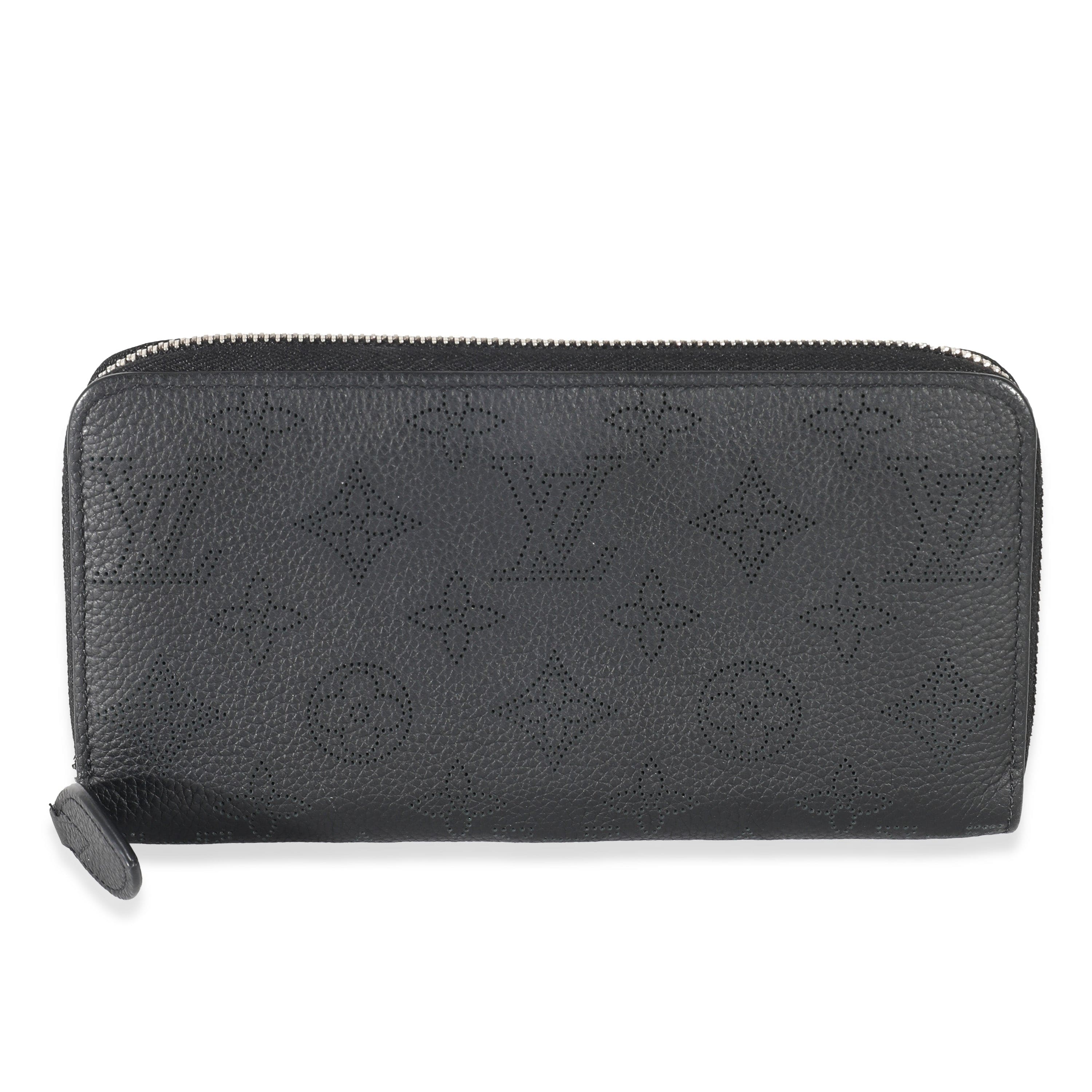 Louis Vuitton Louis Vuitton Black Mahina Zippy Wallet