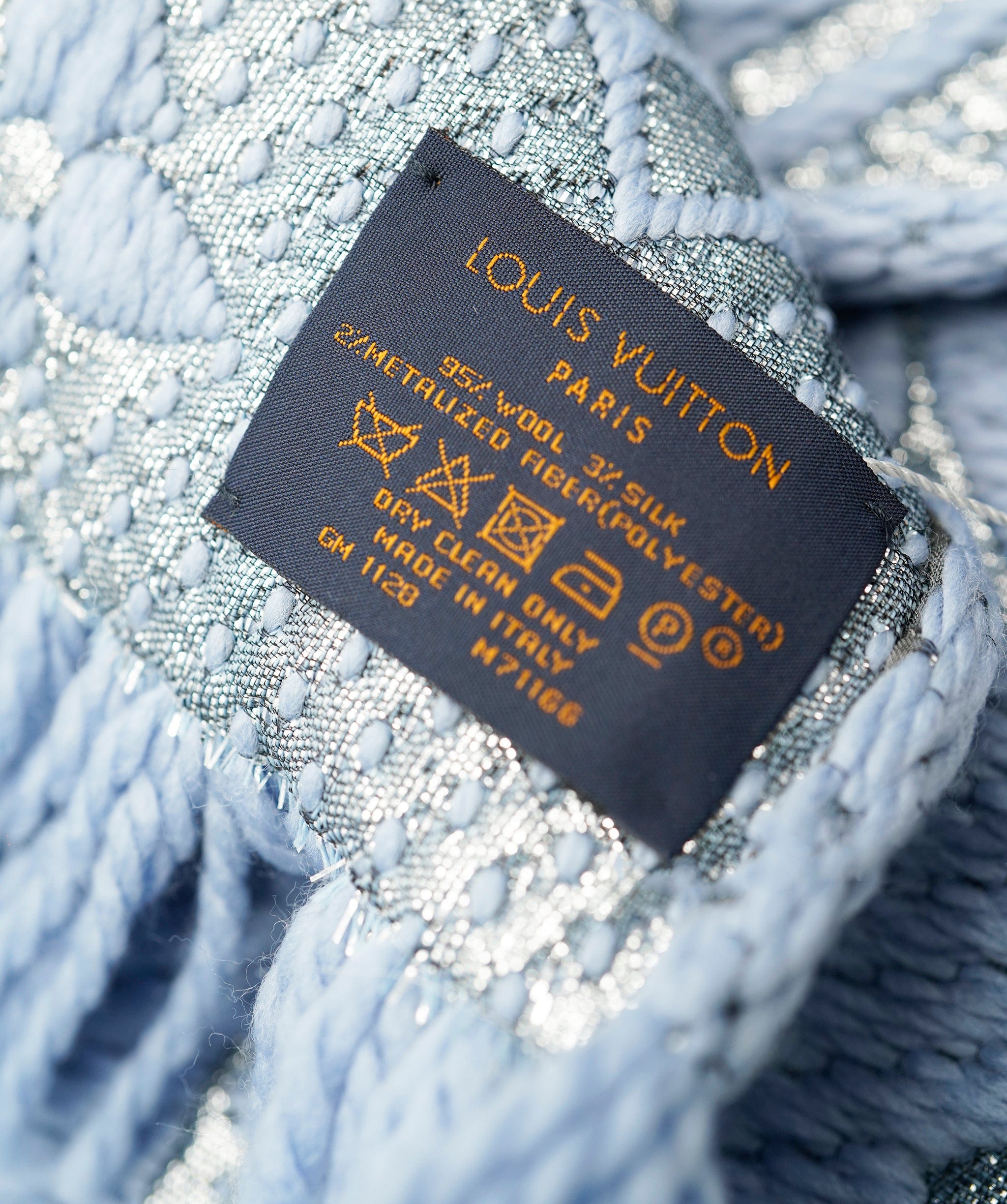 Louis Vuitton Louis Vuitton Blue Knit Scarf  ALC1139