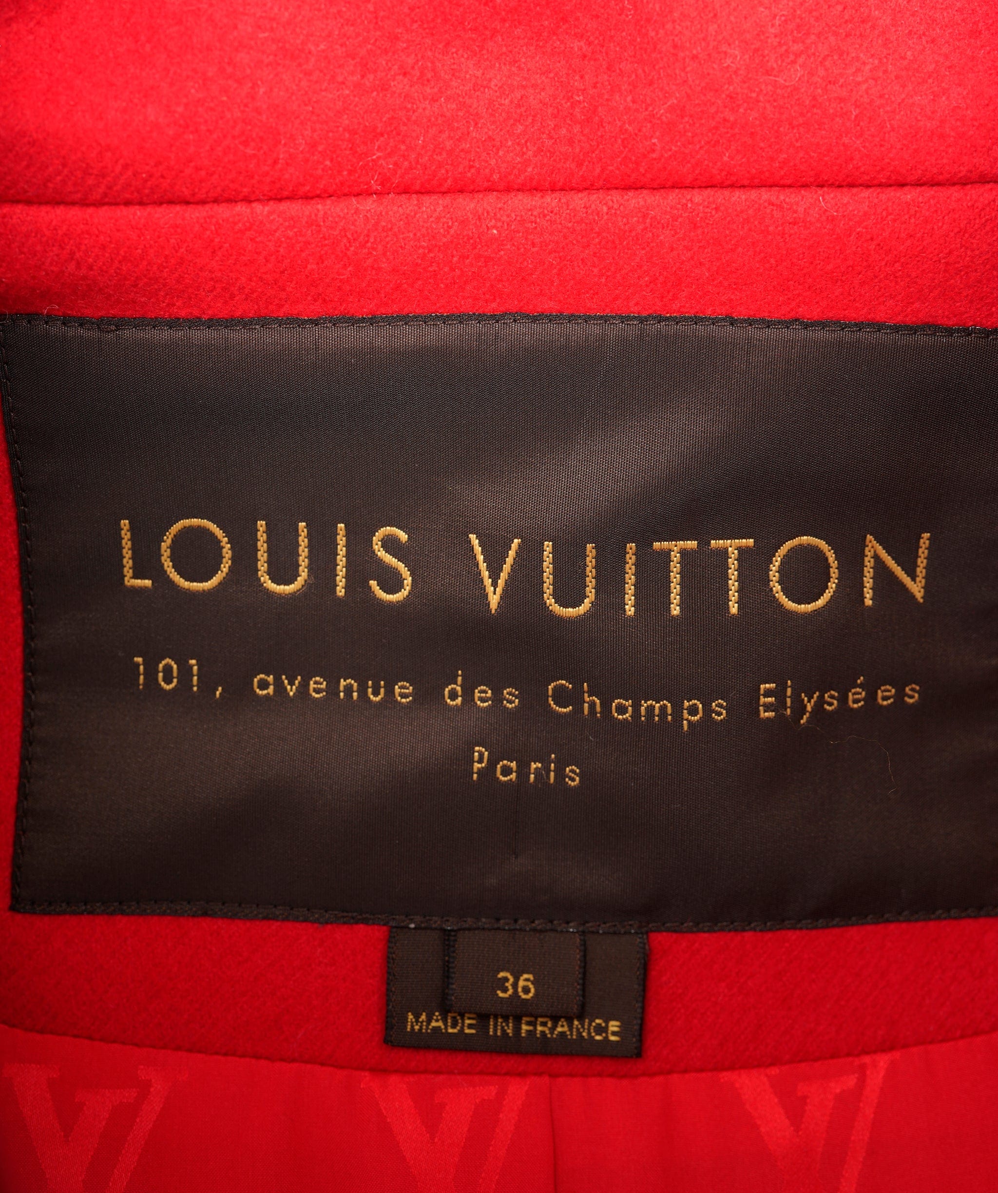 Louis Vuitton Louis vuitton red wool coat - AJC0516